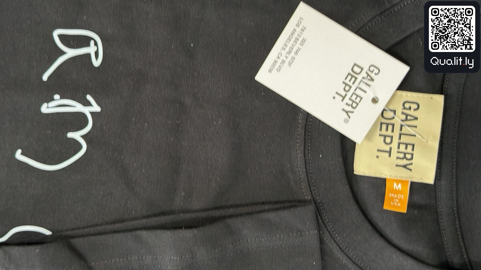 T-shirt QC photo 1 of 304