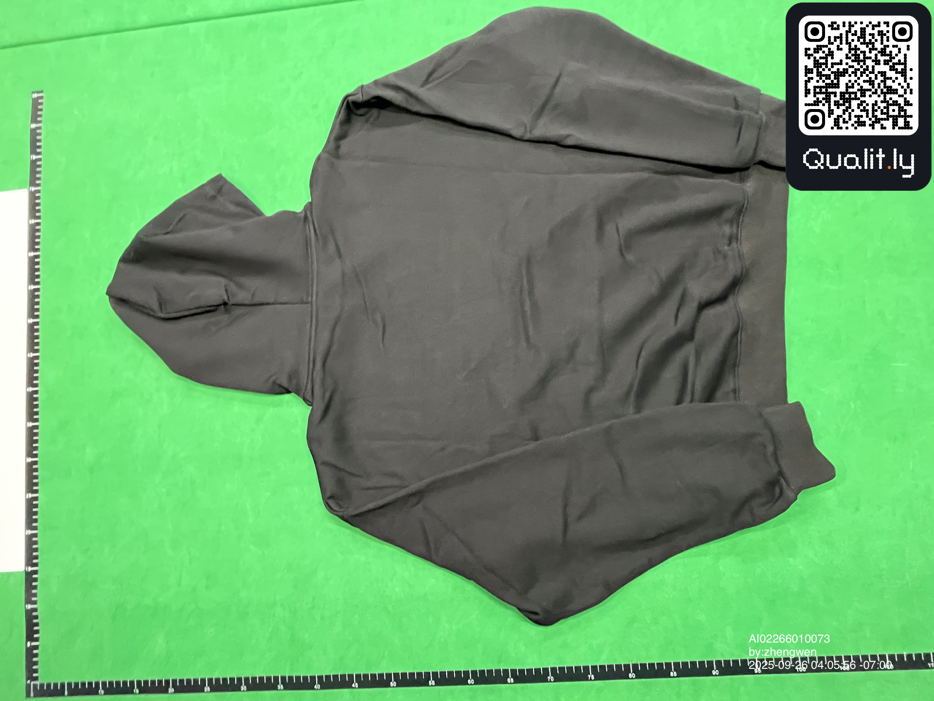 连帽卫衣 QC 照片 2 / 4
