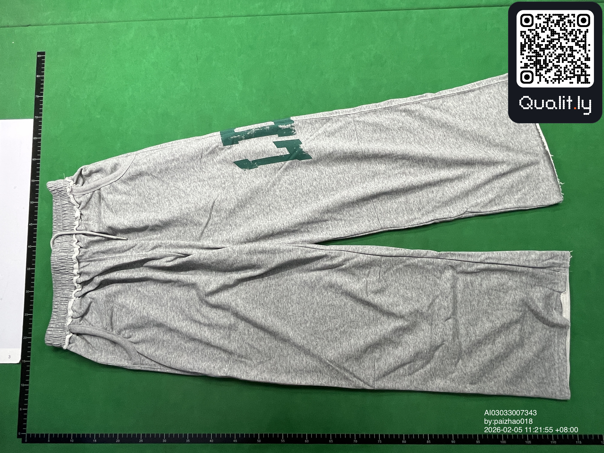 Pants QC photo 2 of 10