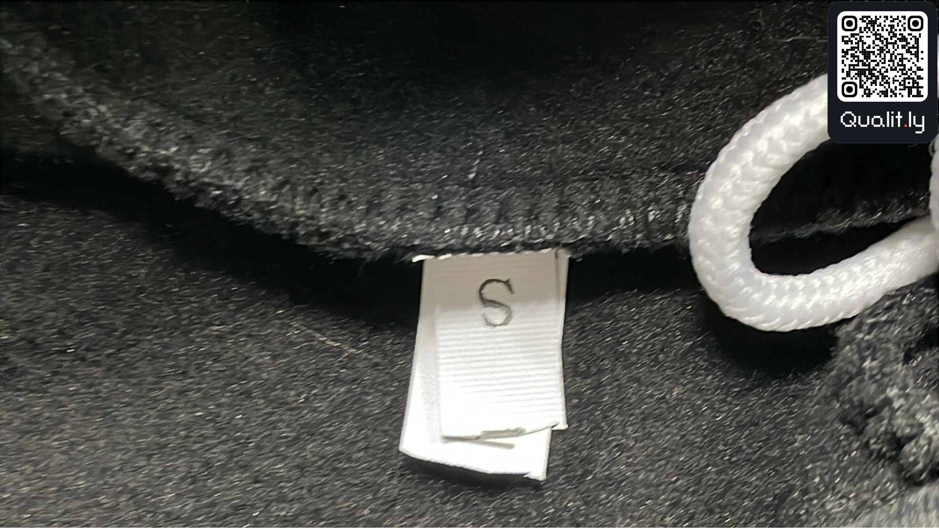Pants QC photo 1 of 12