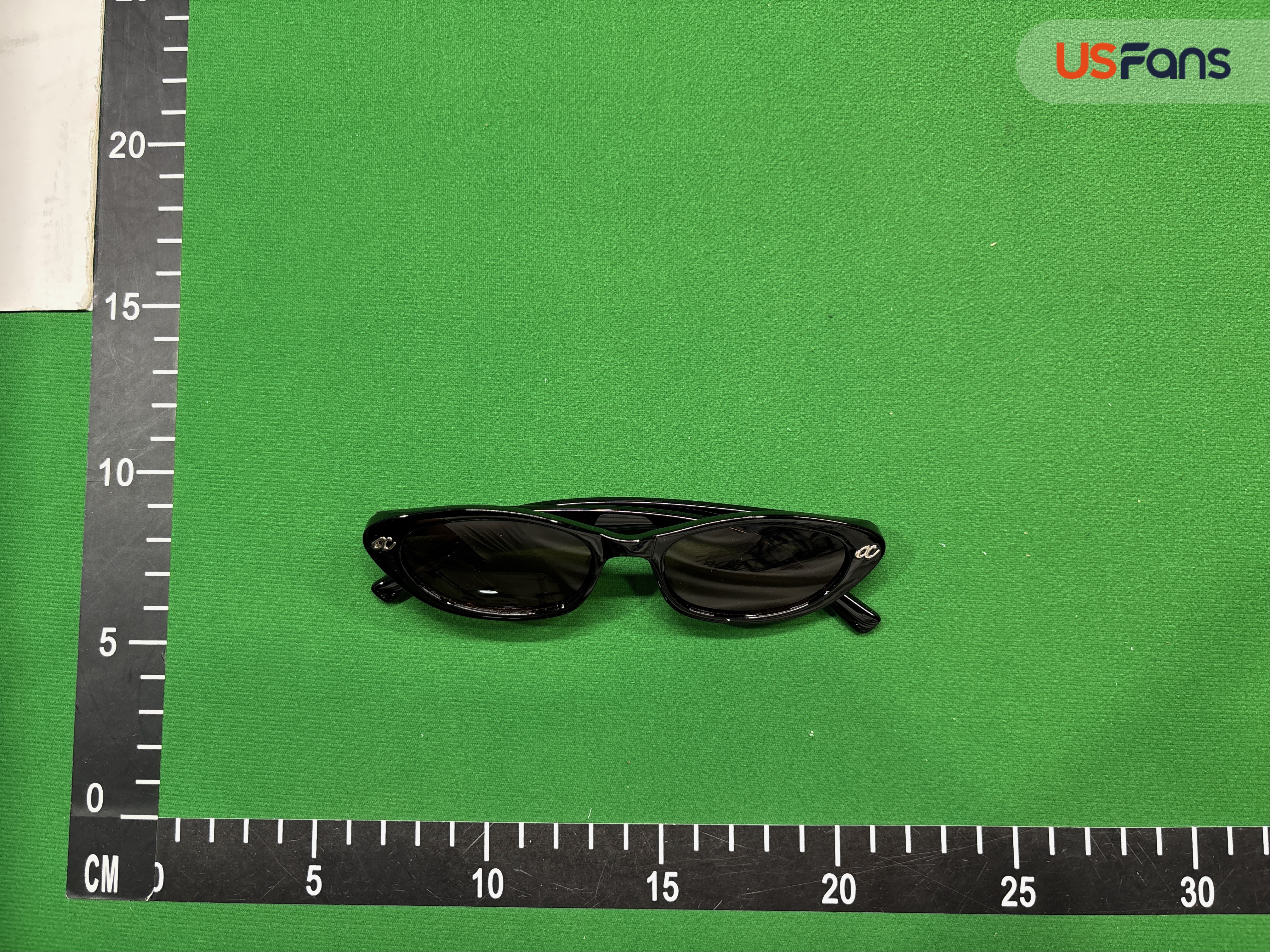 Sonnenbrille — QC-Foto 1 von 3