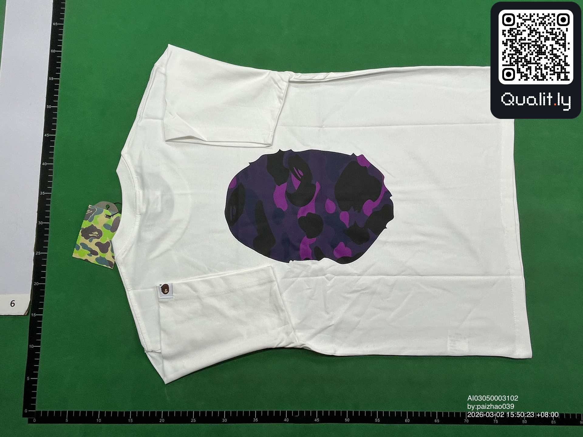 T-shirt — photo QC 2 sur 4