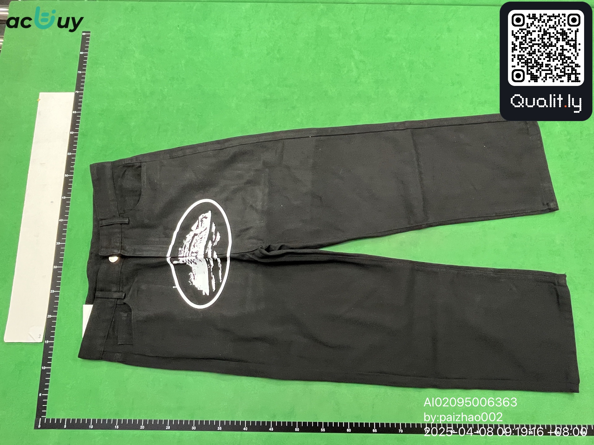 牛仔裤 QC 照片 3 / 4