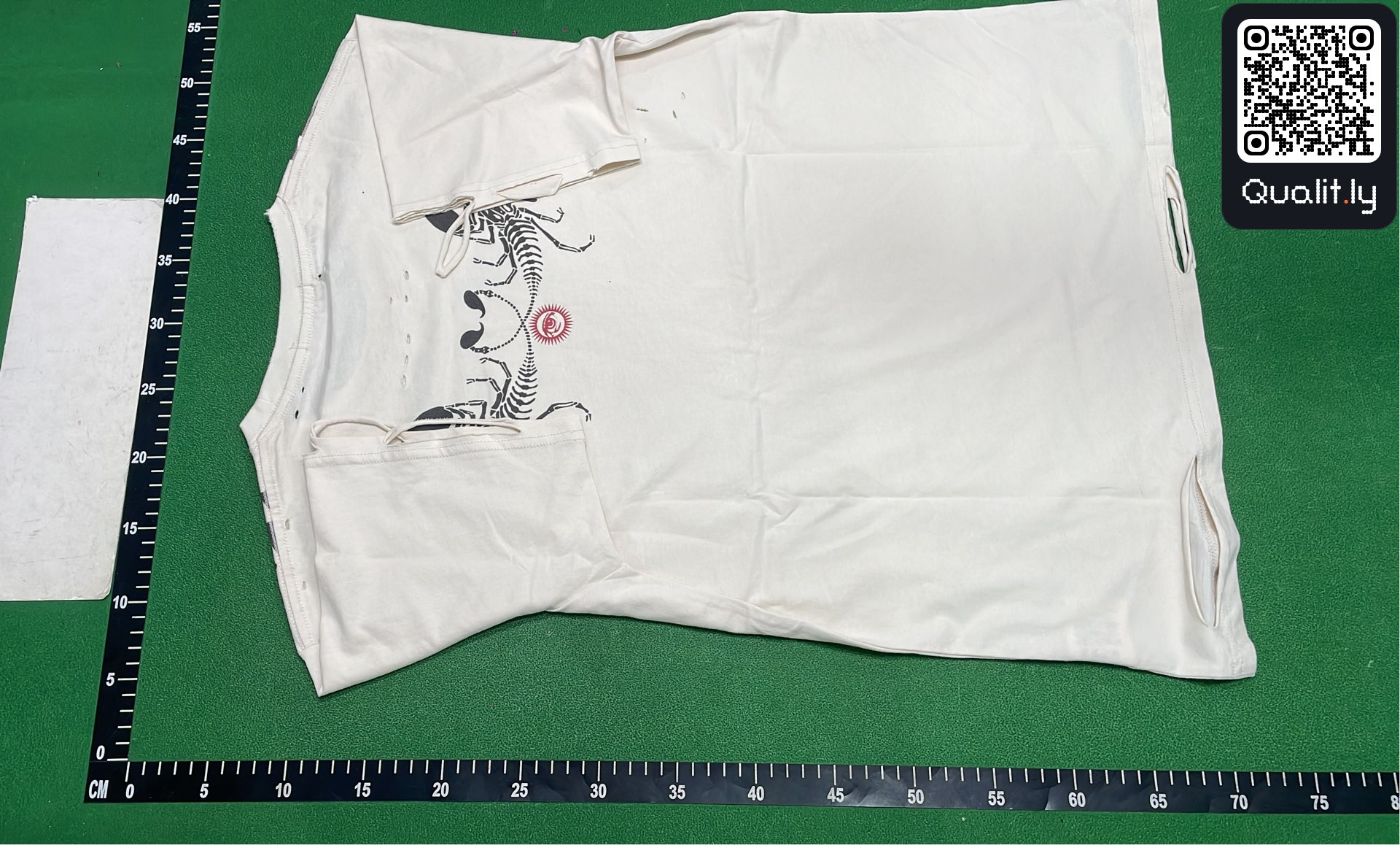 Camiseta — foto QC 3 de 8