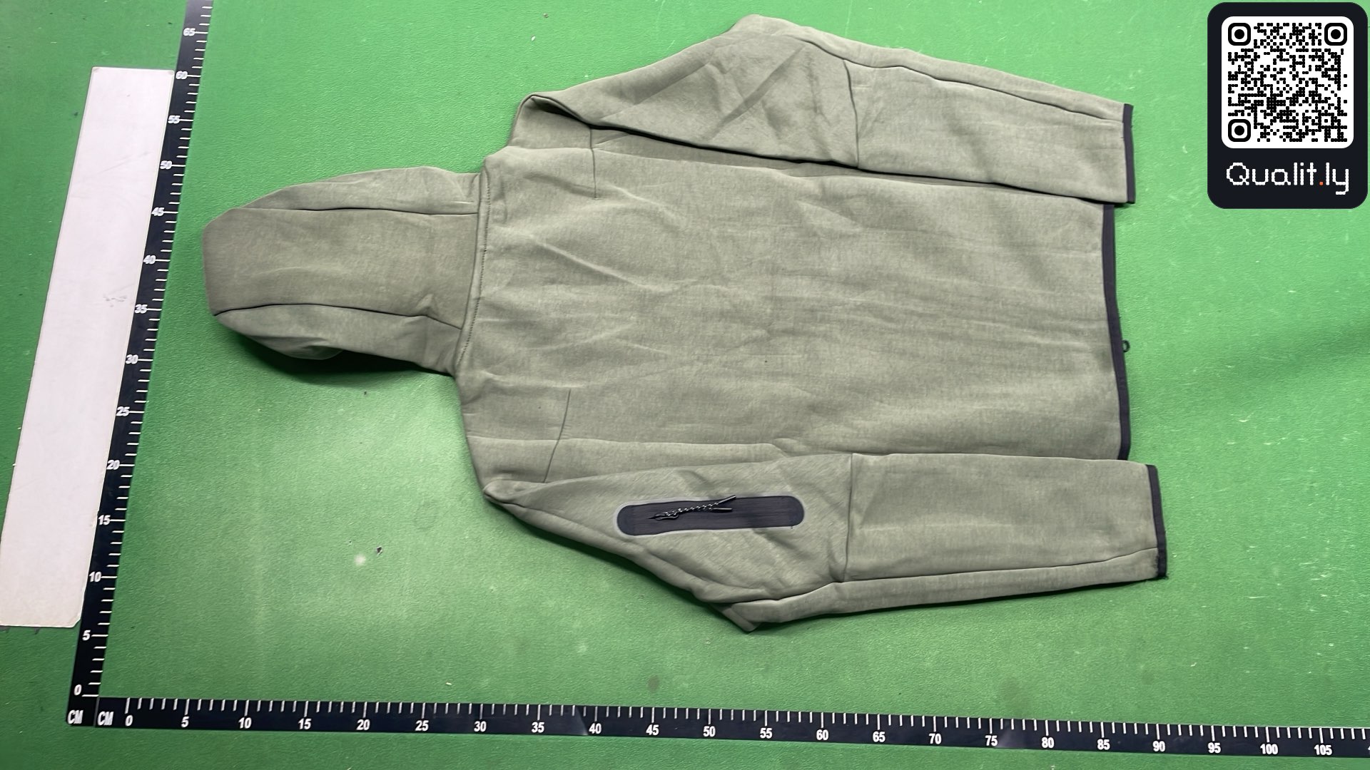长裤 QC 照片 3 / 99