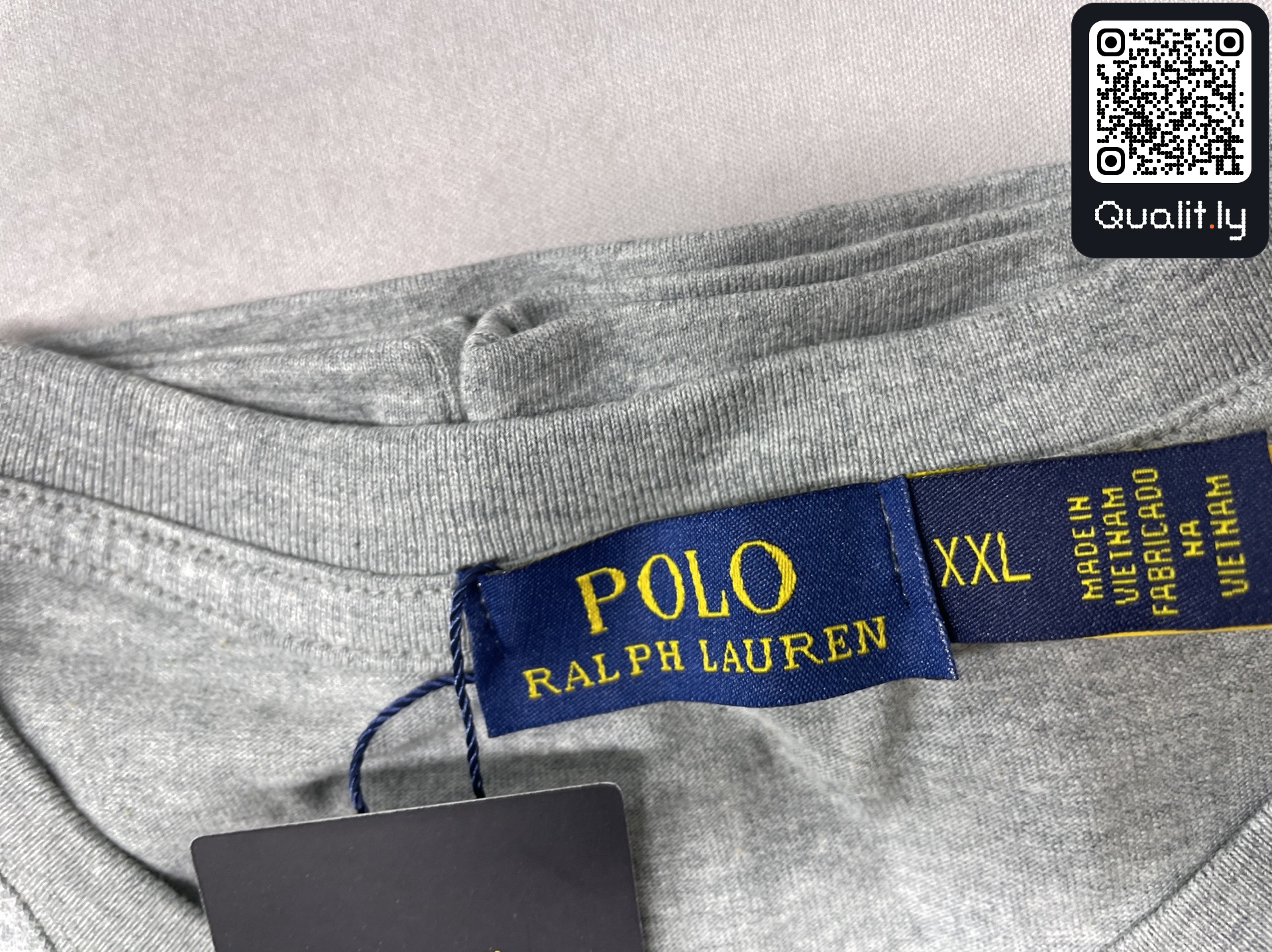 Tricou — fotografie QC 3 din 8