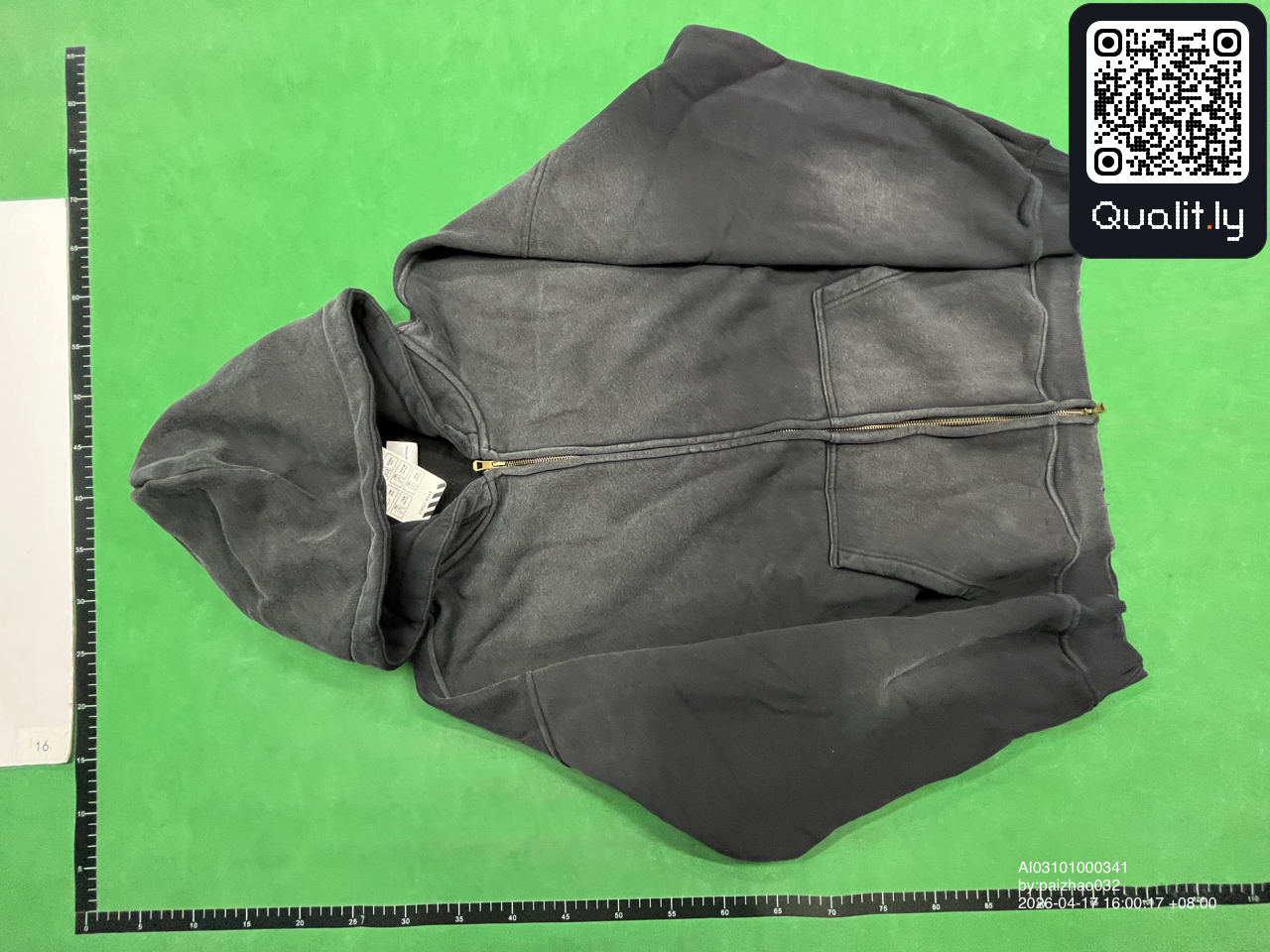 Sudadera — foto QC 3 de 24