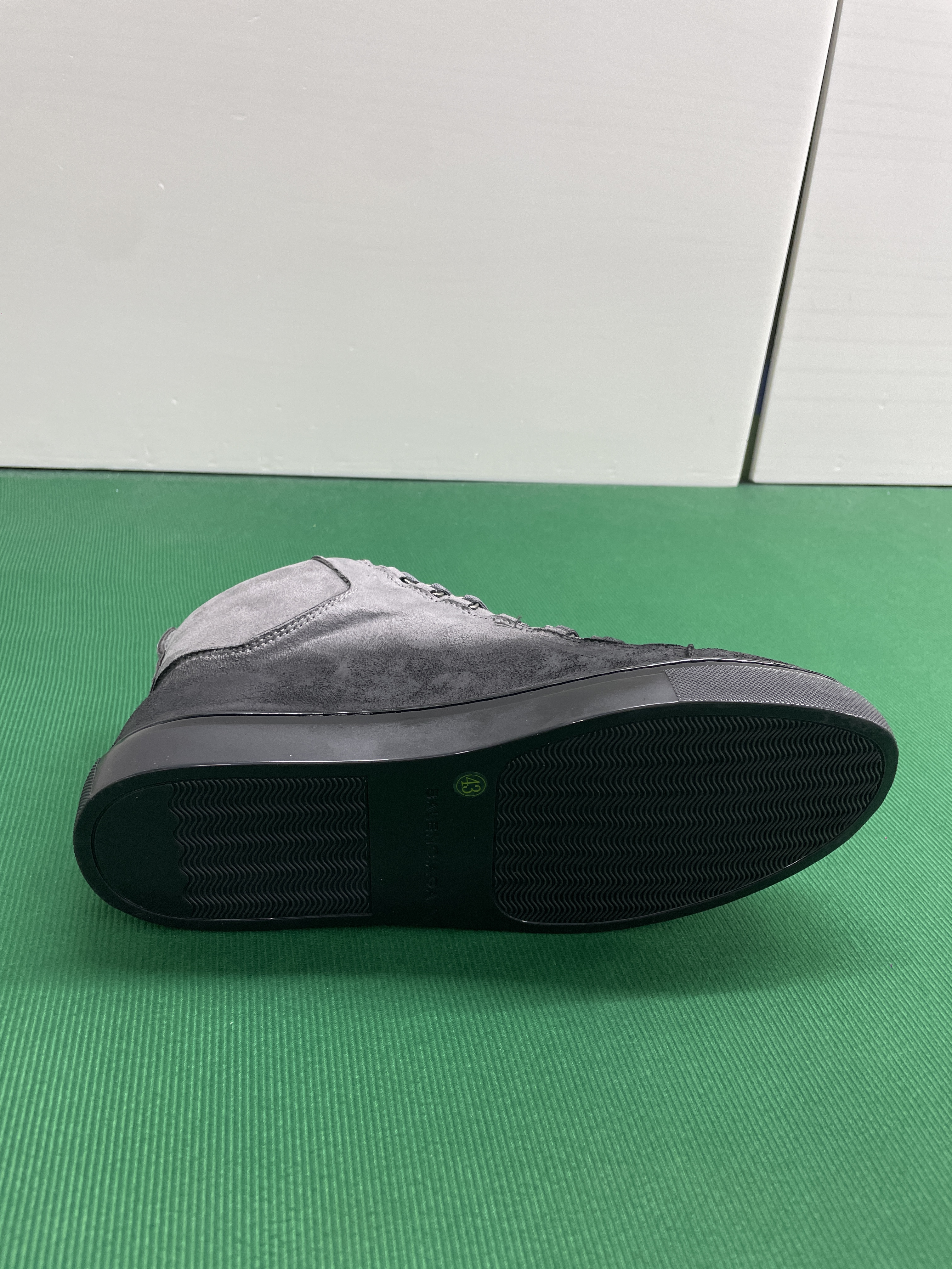 Sneakersy — zdjęcie QC 2 z 34