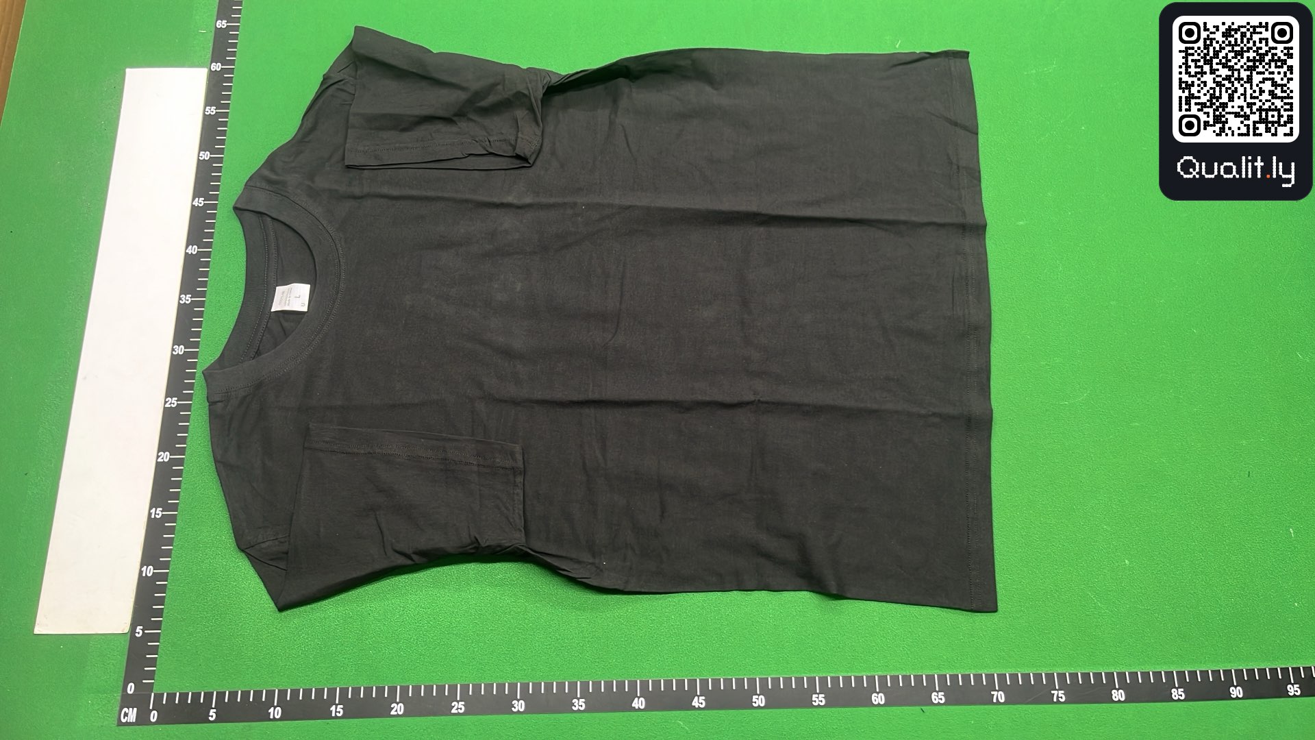 T-shirt QC photo 2 of 8