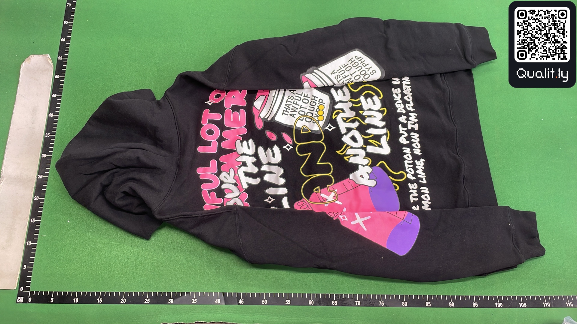 Hoodie QC photo 3 of 24