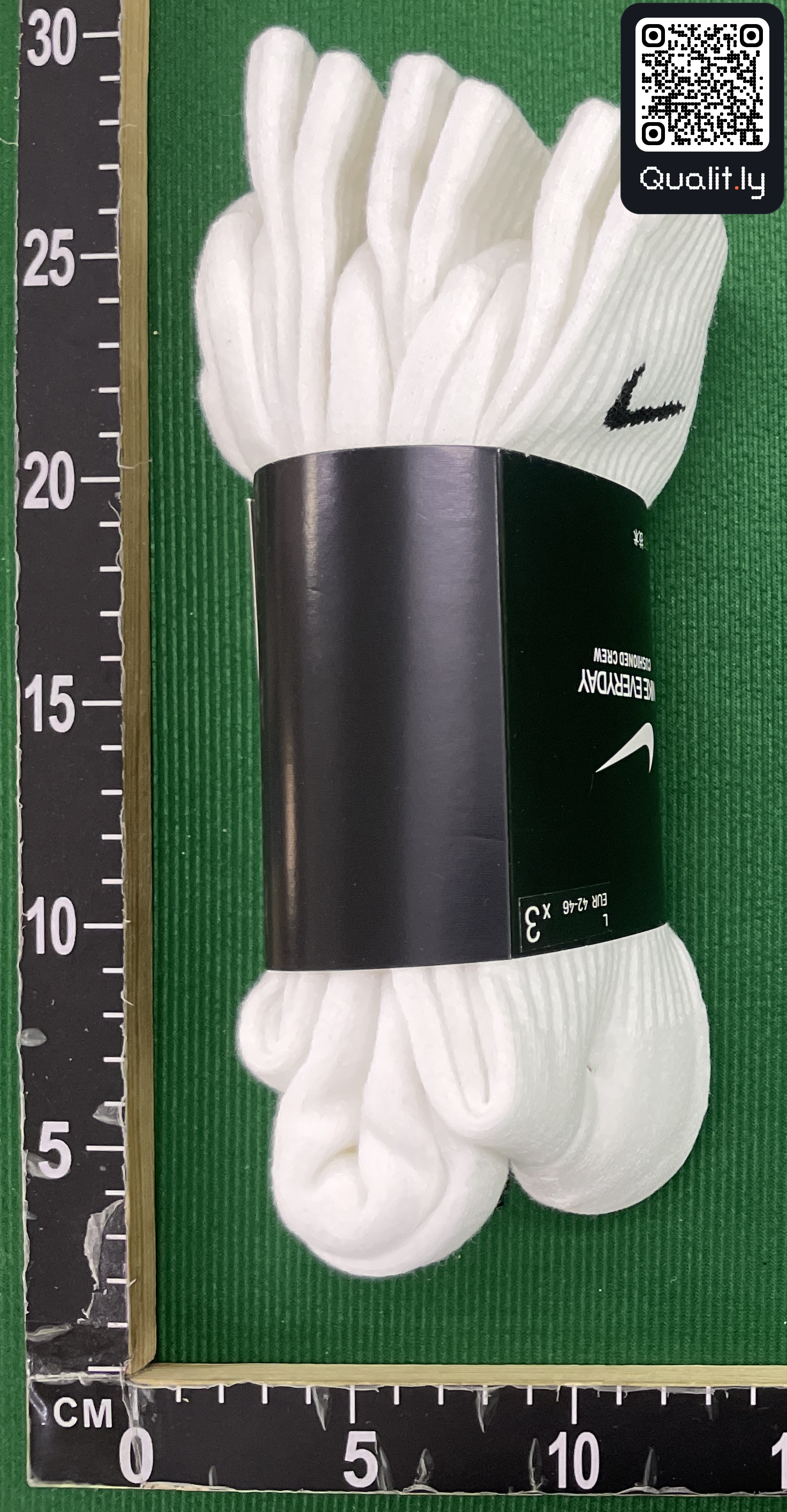袜子 QC 照片 3 / 36