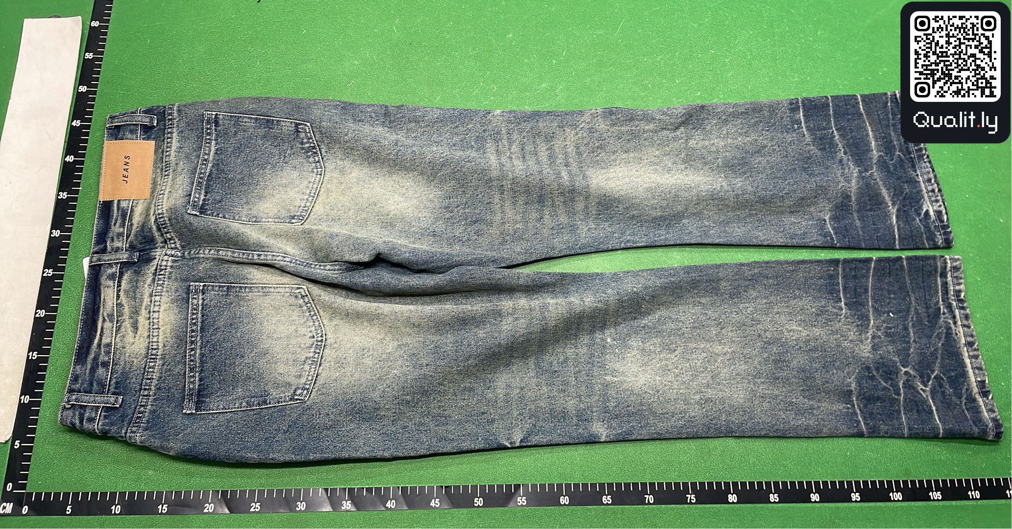 Jeans — QC-foto 3 av 12