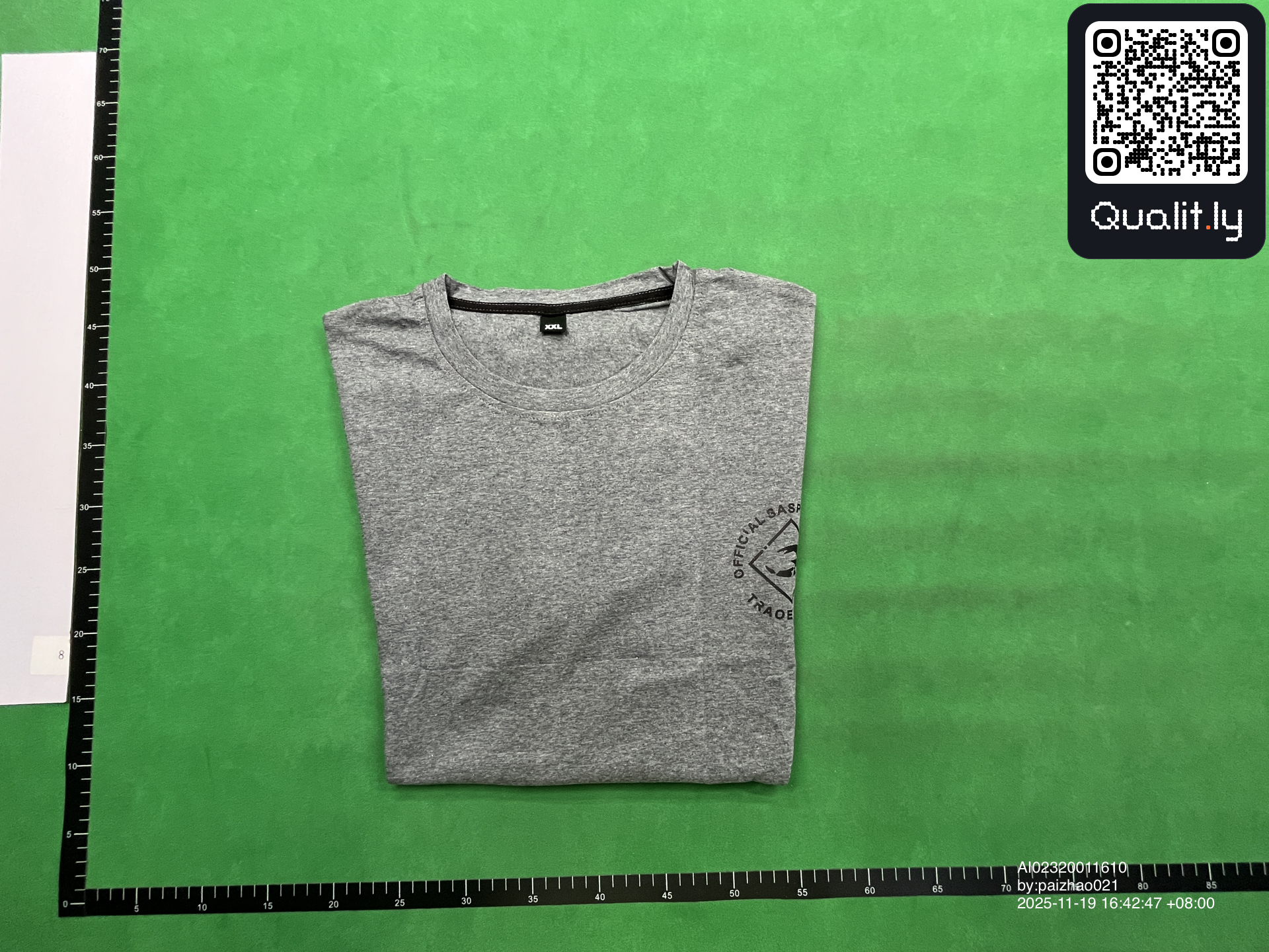 T-shirt — QC-foto 1 van 14