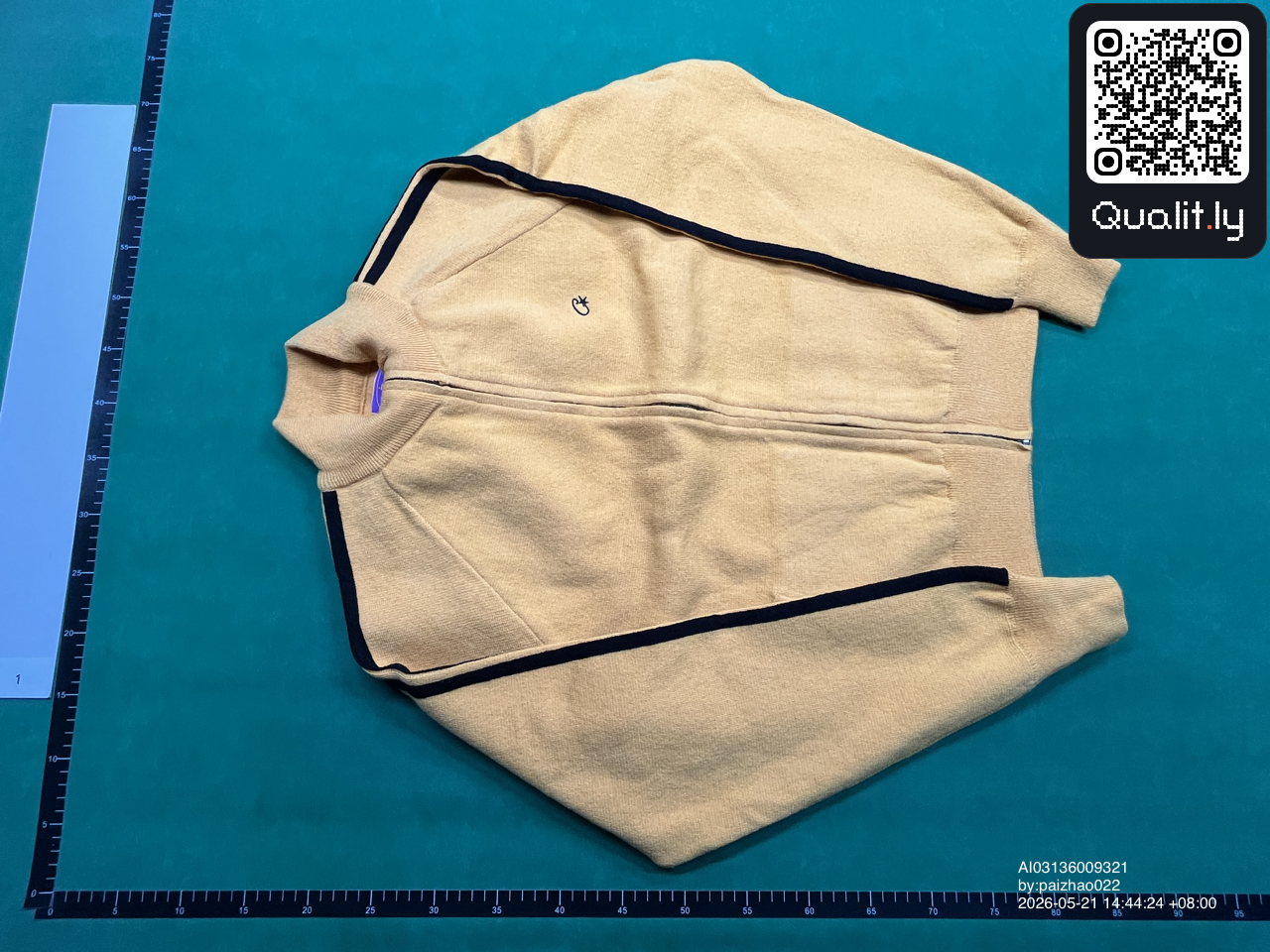 Jacket QC photo 3 of 38