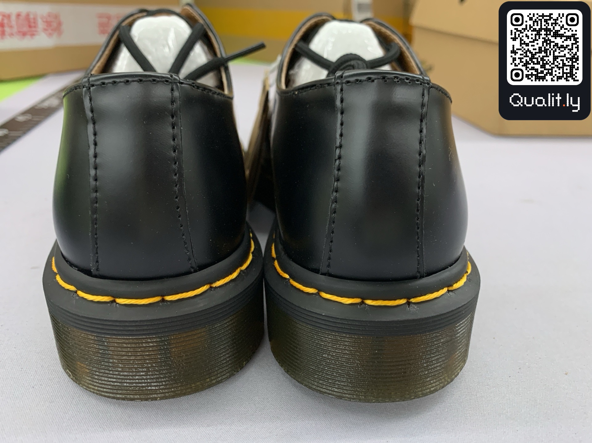 Sneakers QC photo 2 of 86