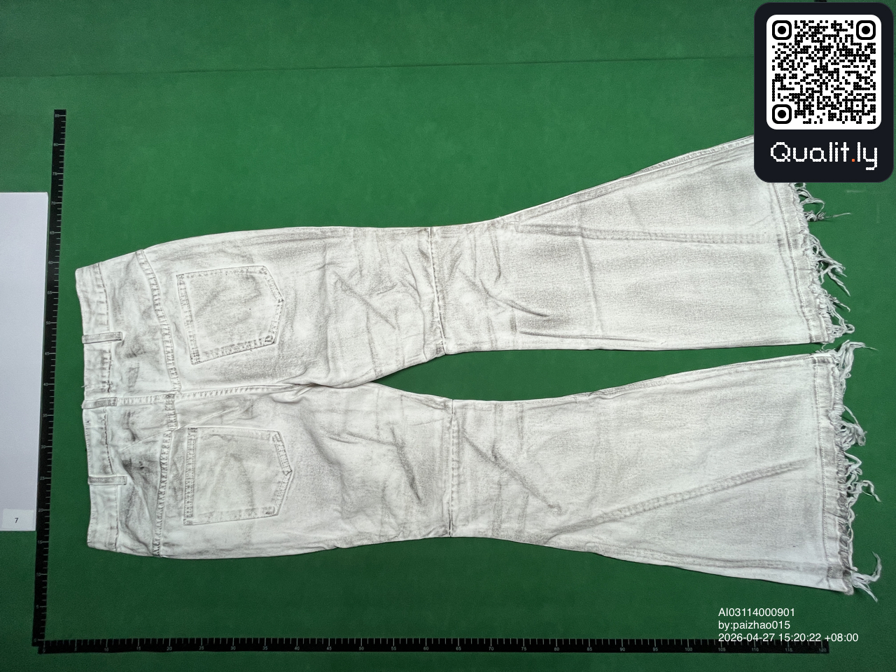 Jeans — QC-Foto 2 von 8