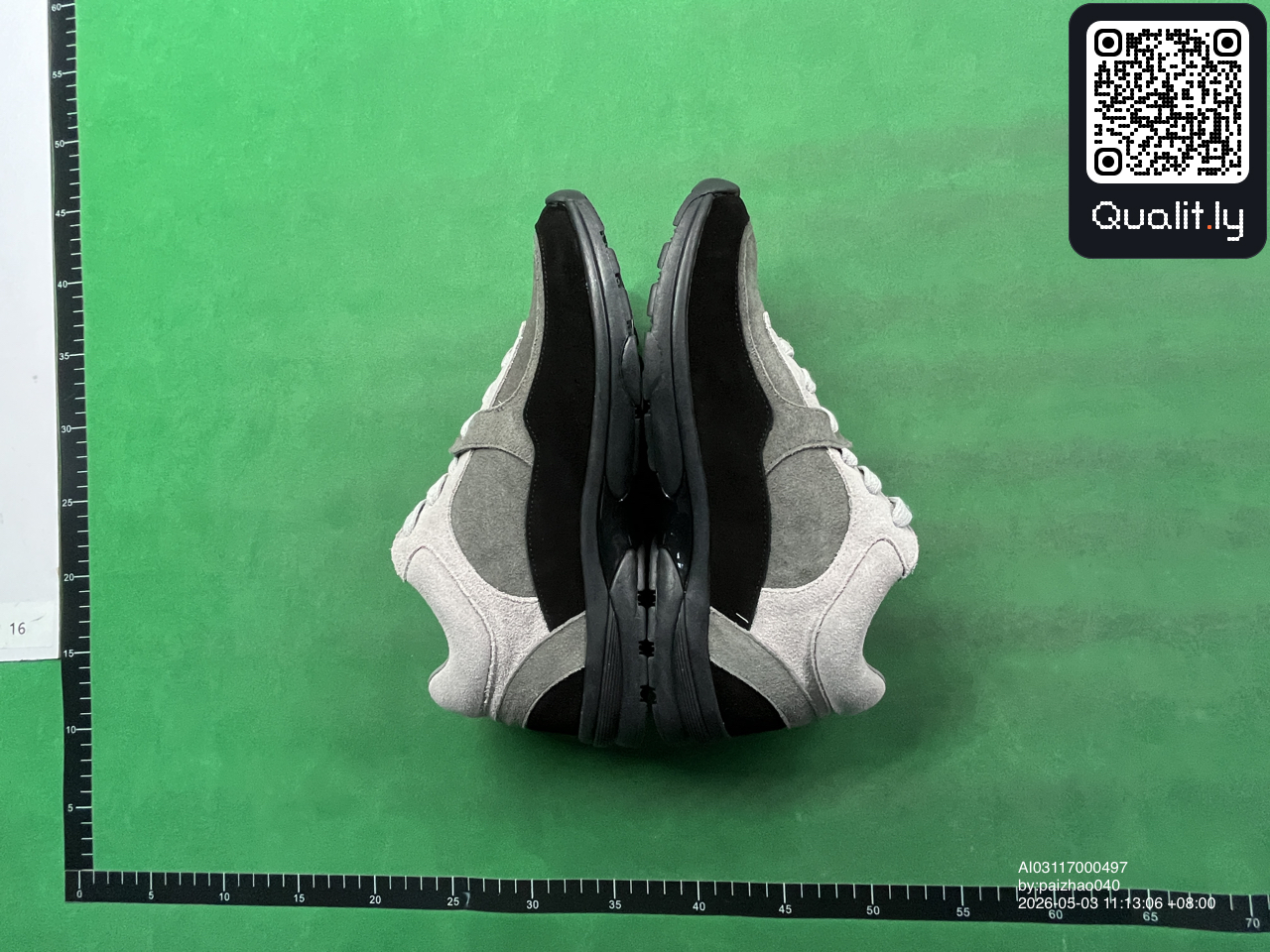 球鞋 QC 照片 1 / 93