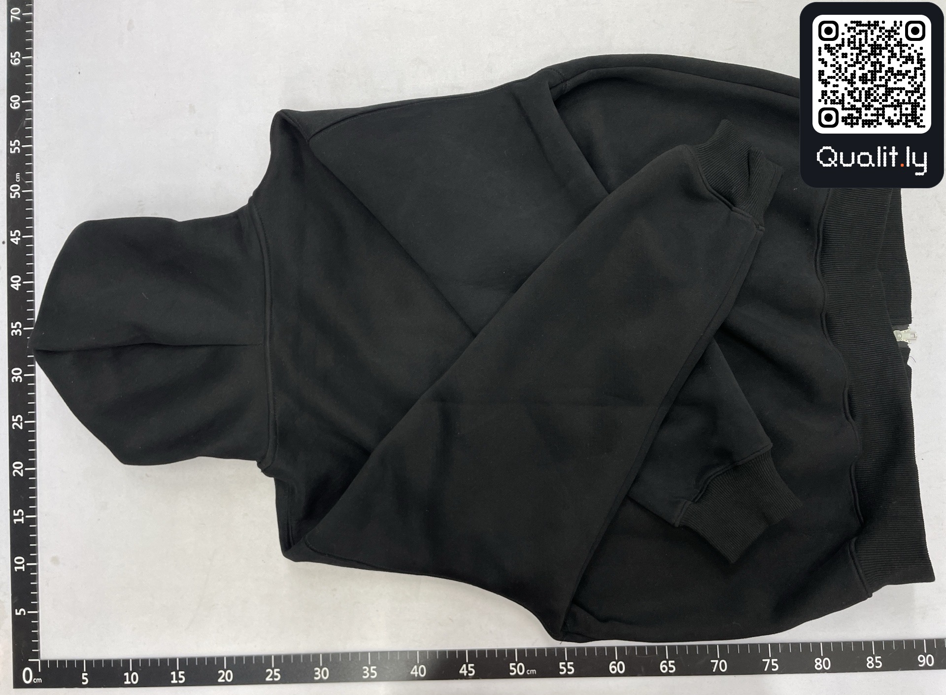 Sudadera con capucha — foto QC 2 de 16