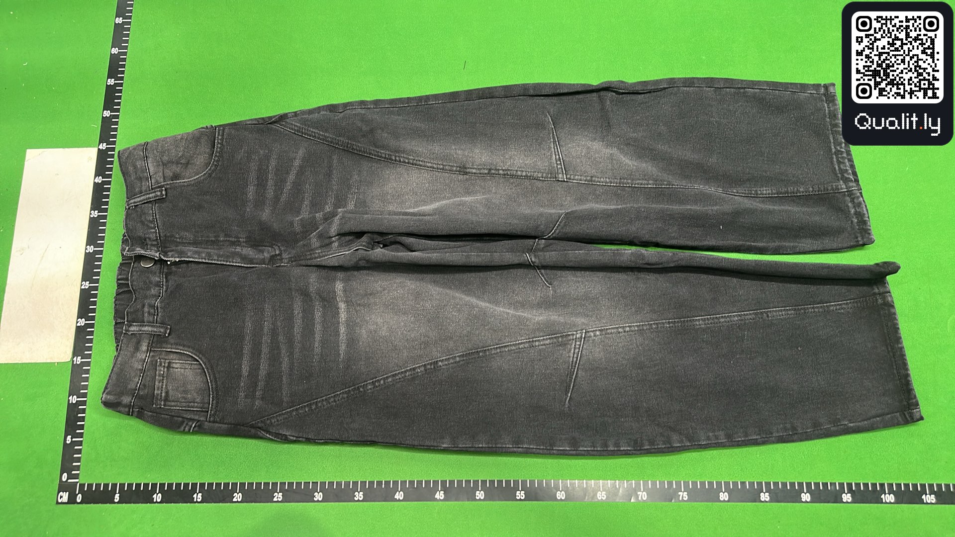 Jeans — QC-foto 2 av 28