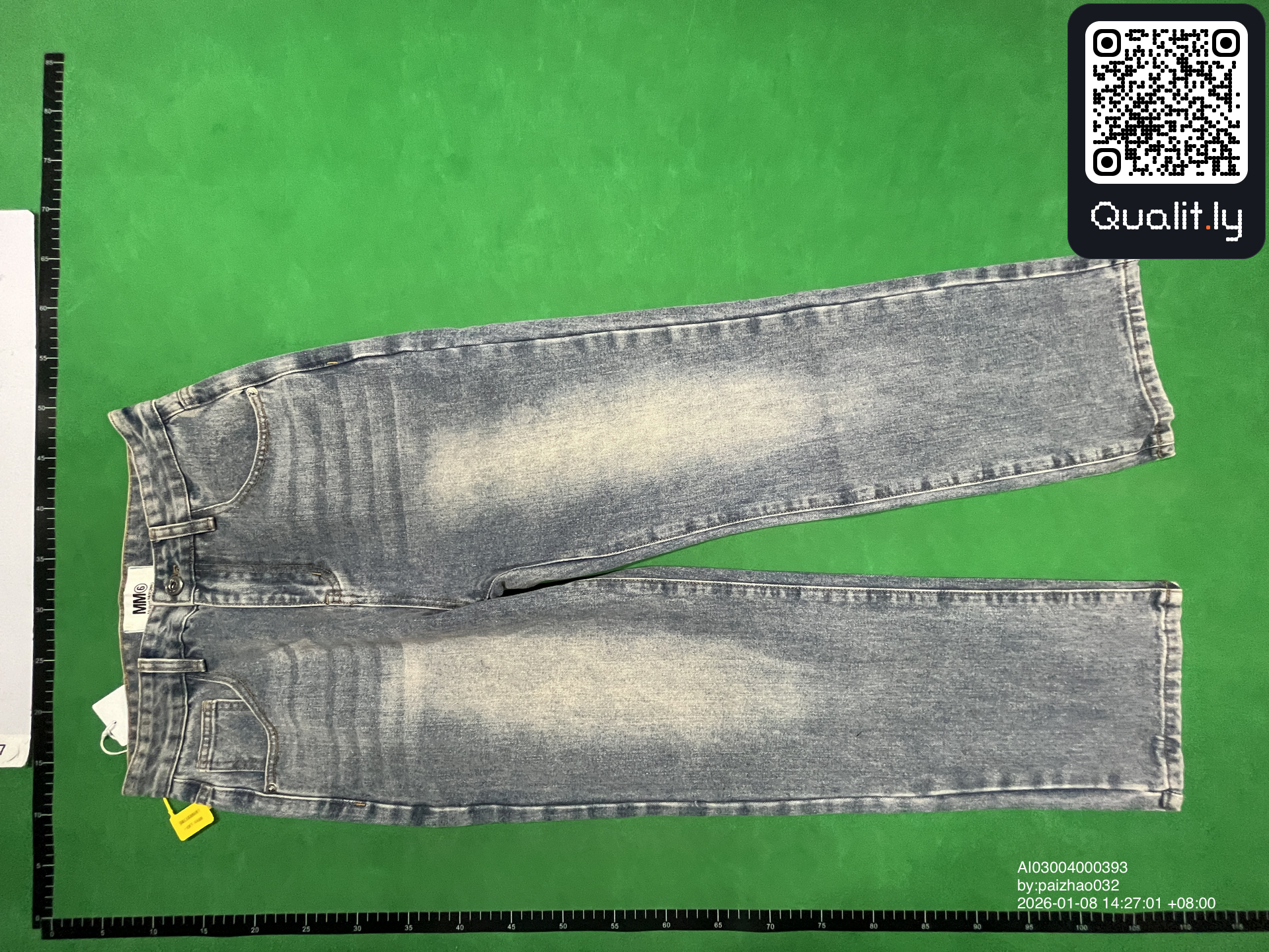 Jeans QC photo 3 of 25