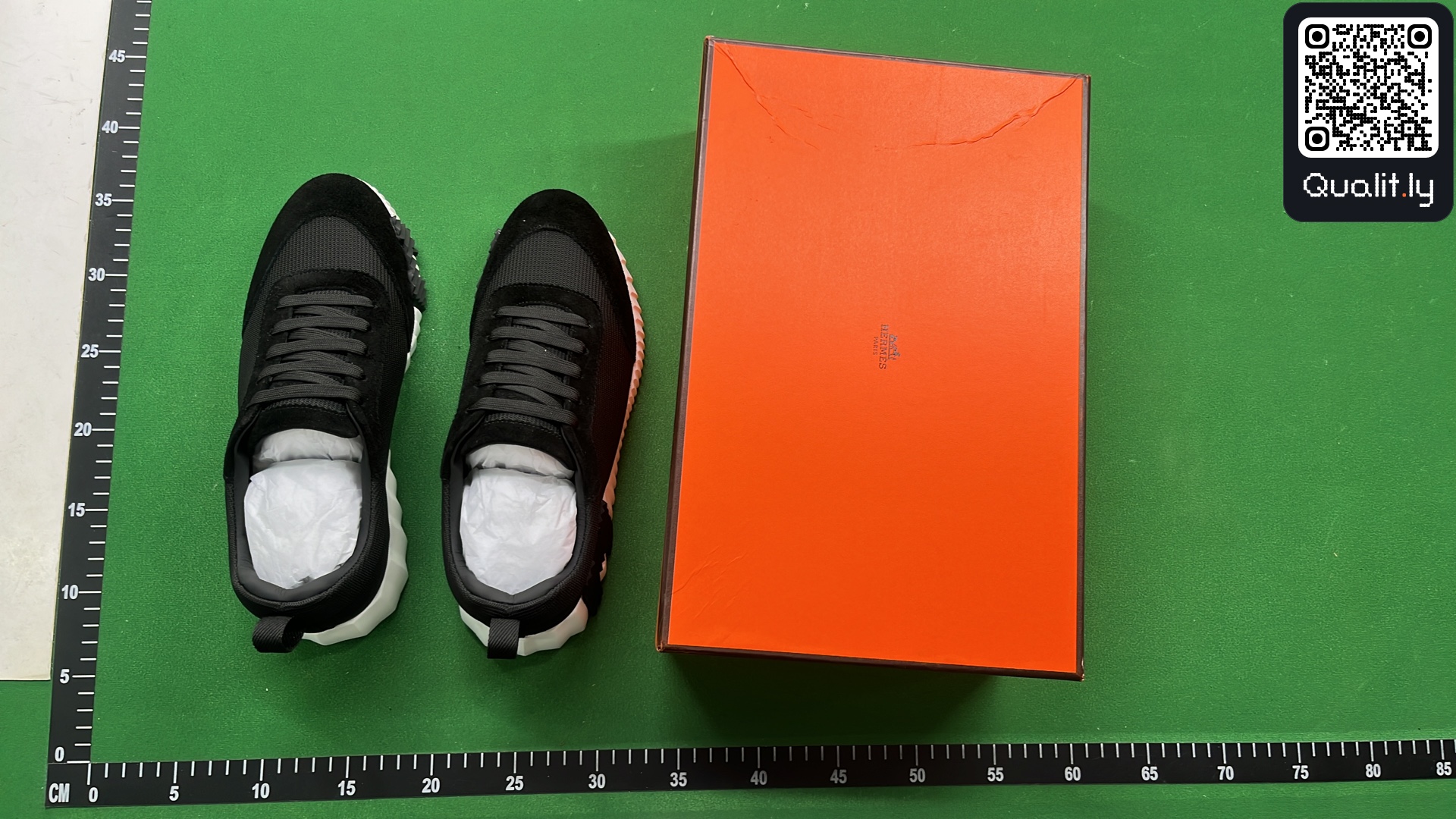 球鞋 QC 照片 1 / 6