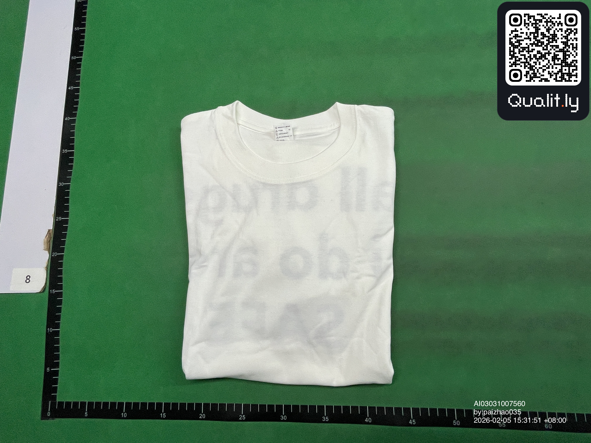 T-shirt — photo QC 1 sur 12