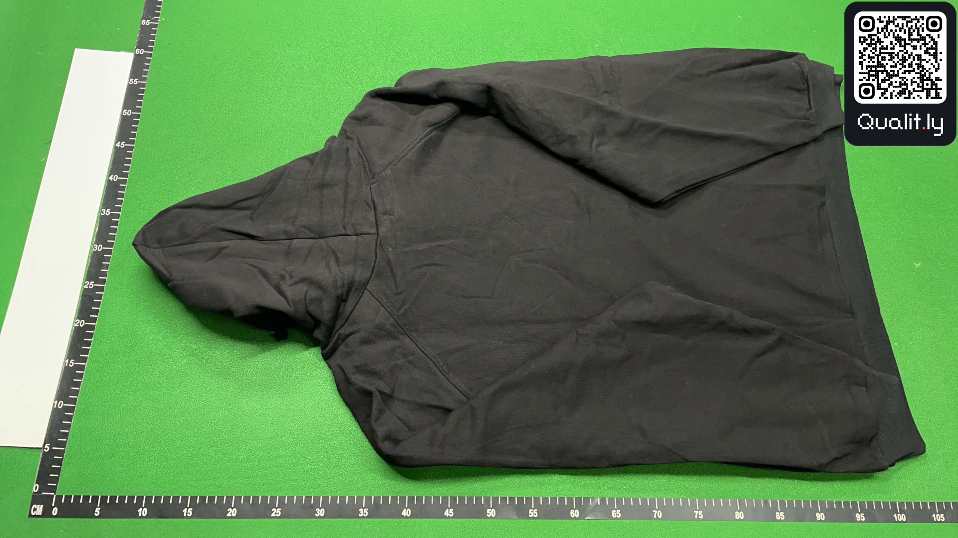Hoodie — QC-Foto 3 von 12