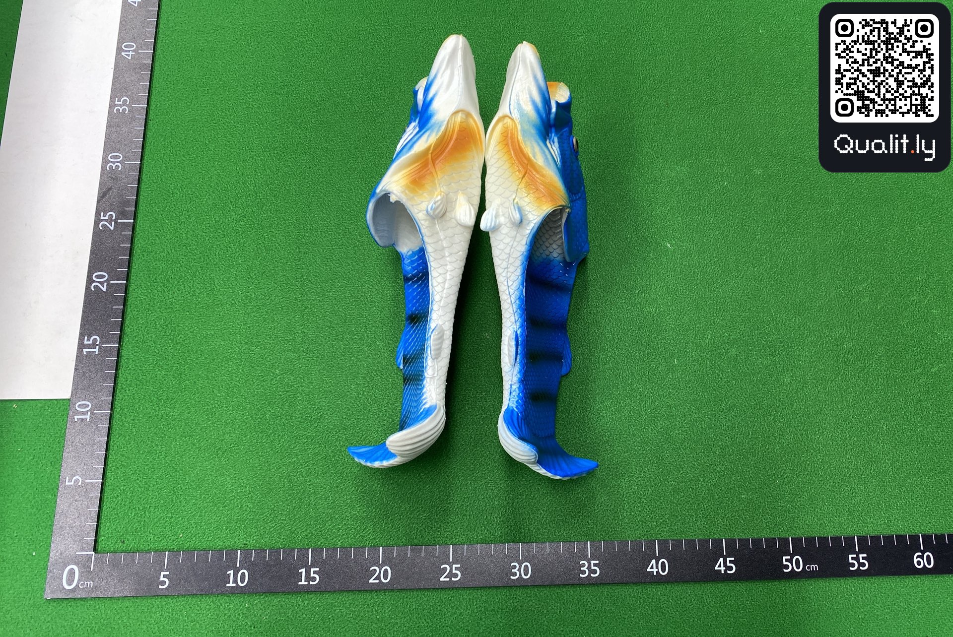 Sneakers QC photo 3 of 252