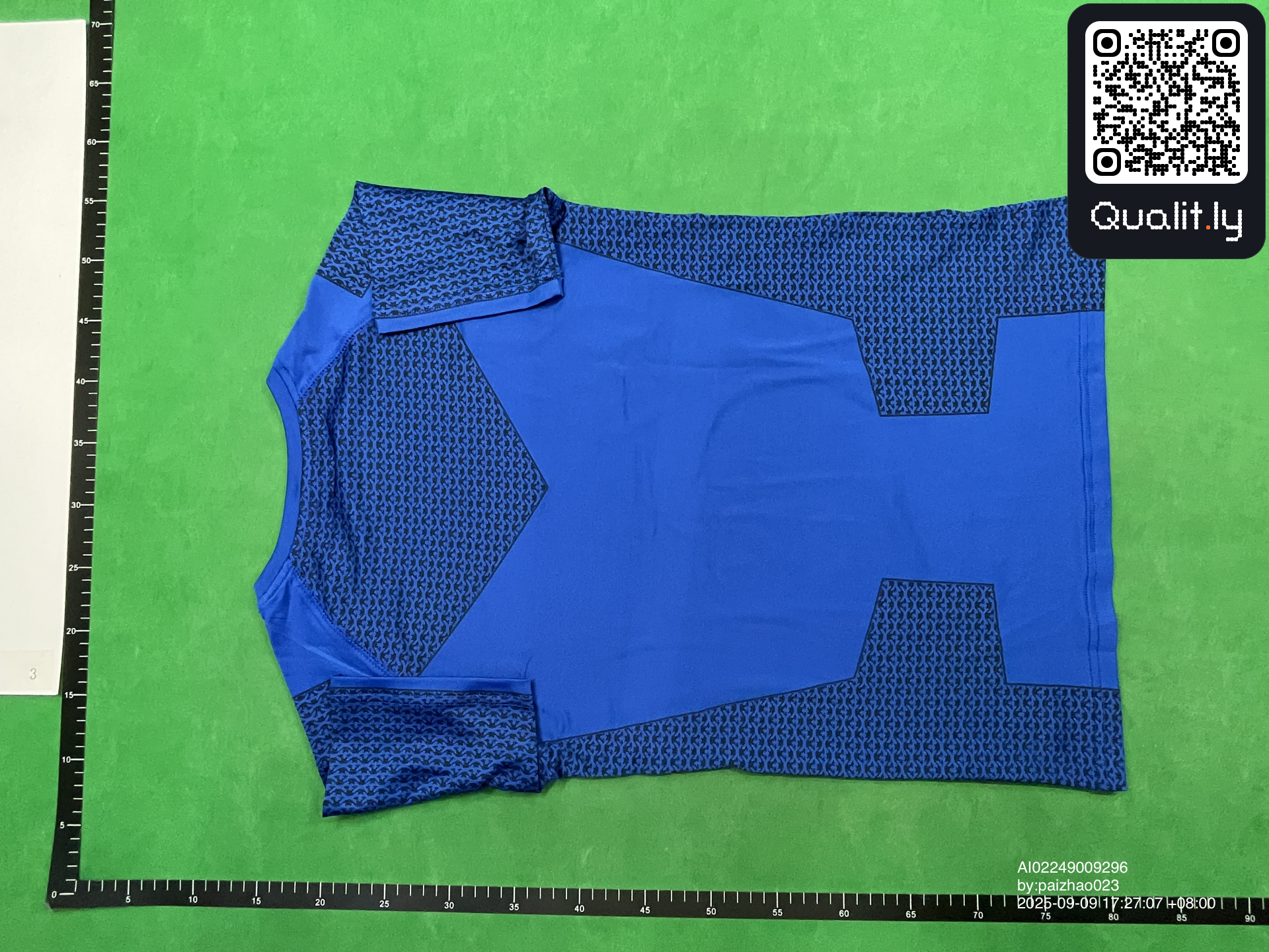 T恤 QC 照片 2 / 12