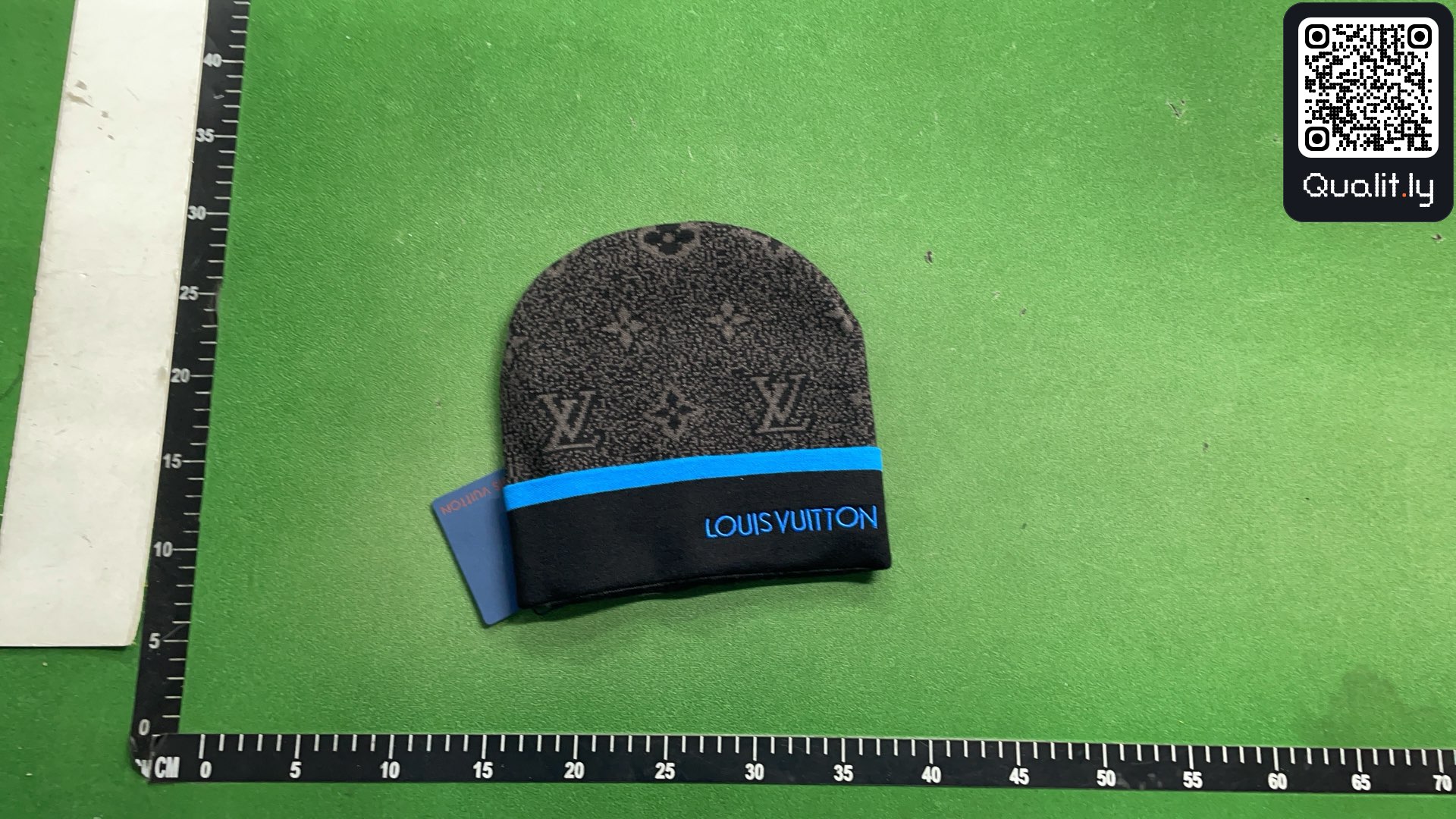 Casquette — photo QC 1 sur 9
