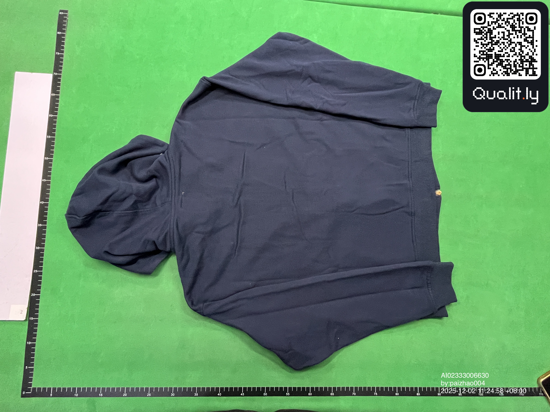 Hoodie — QC-foto 2 van 12