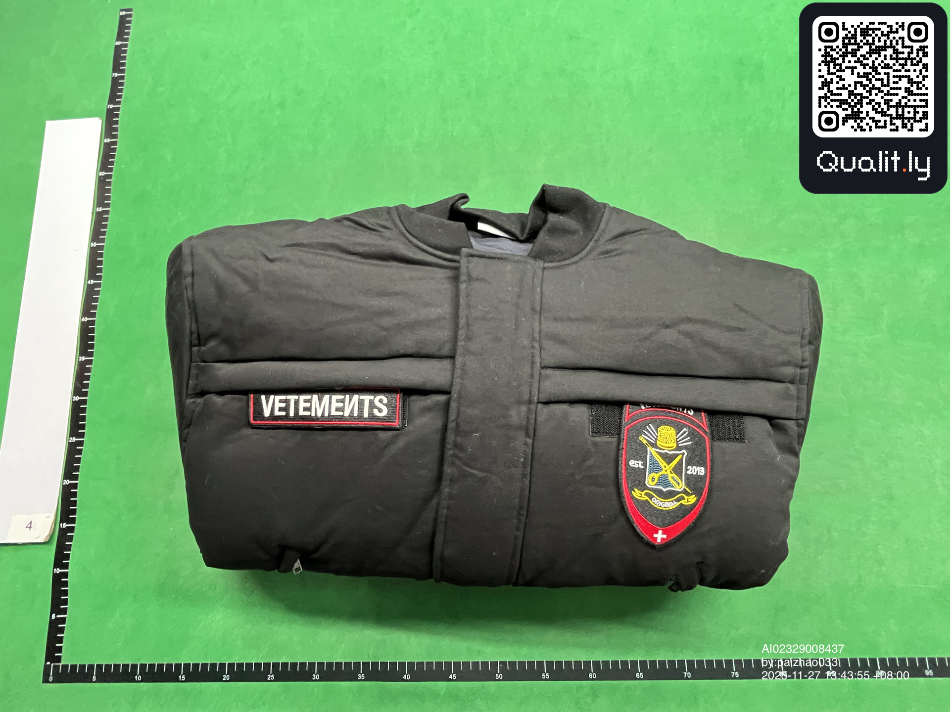 Veste — photo QC 1 sur 30