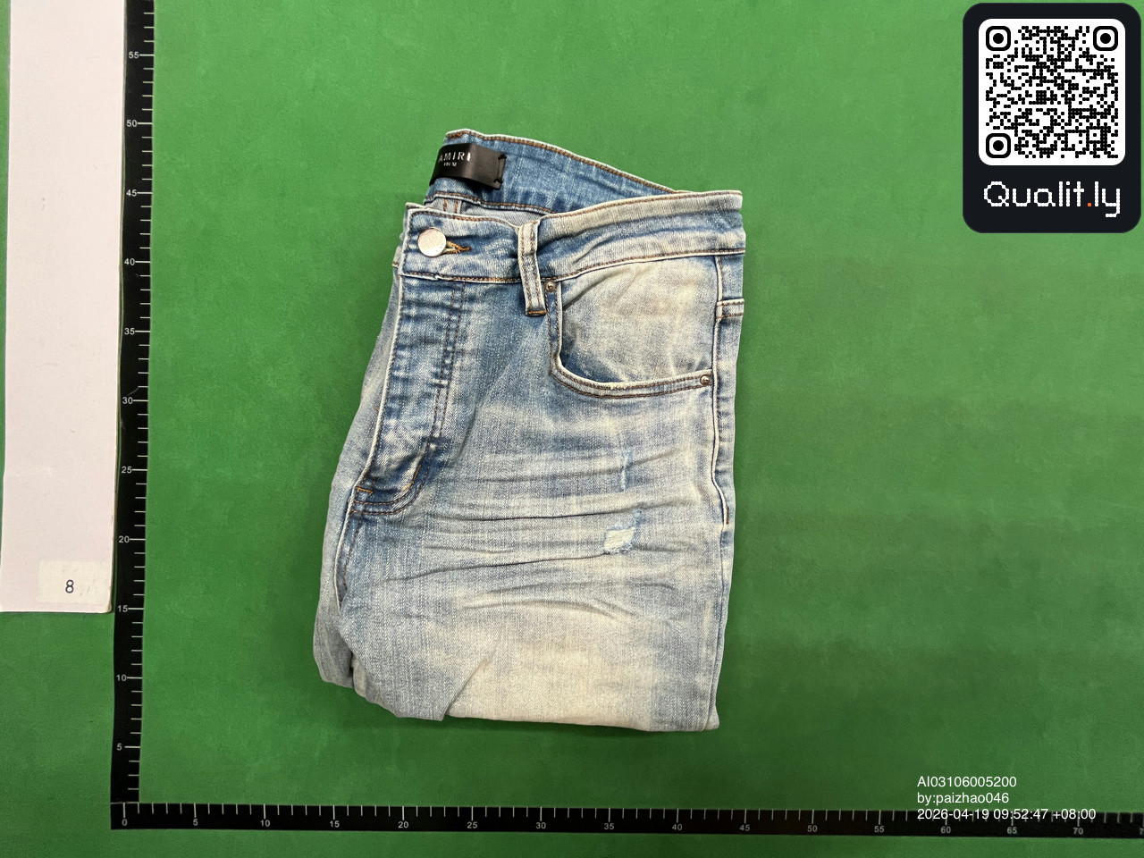 Jeans QC photo 1 of 48
