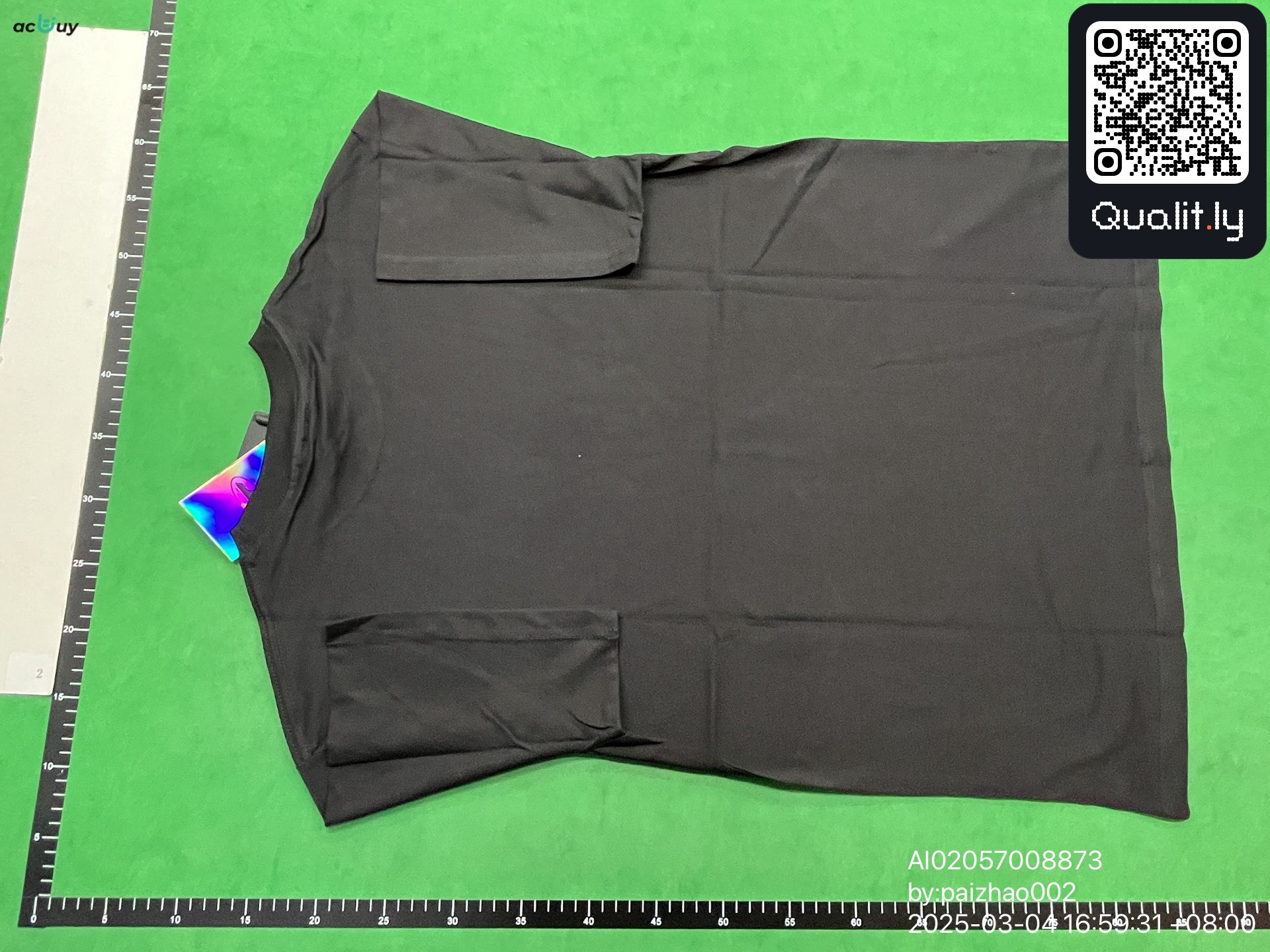 T-shirt — photo QC 2 sur 12
