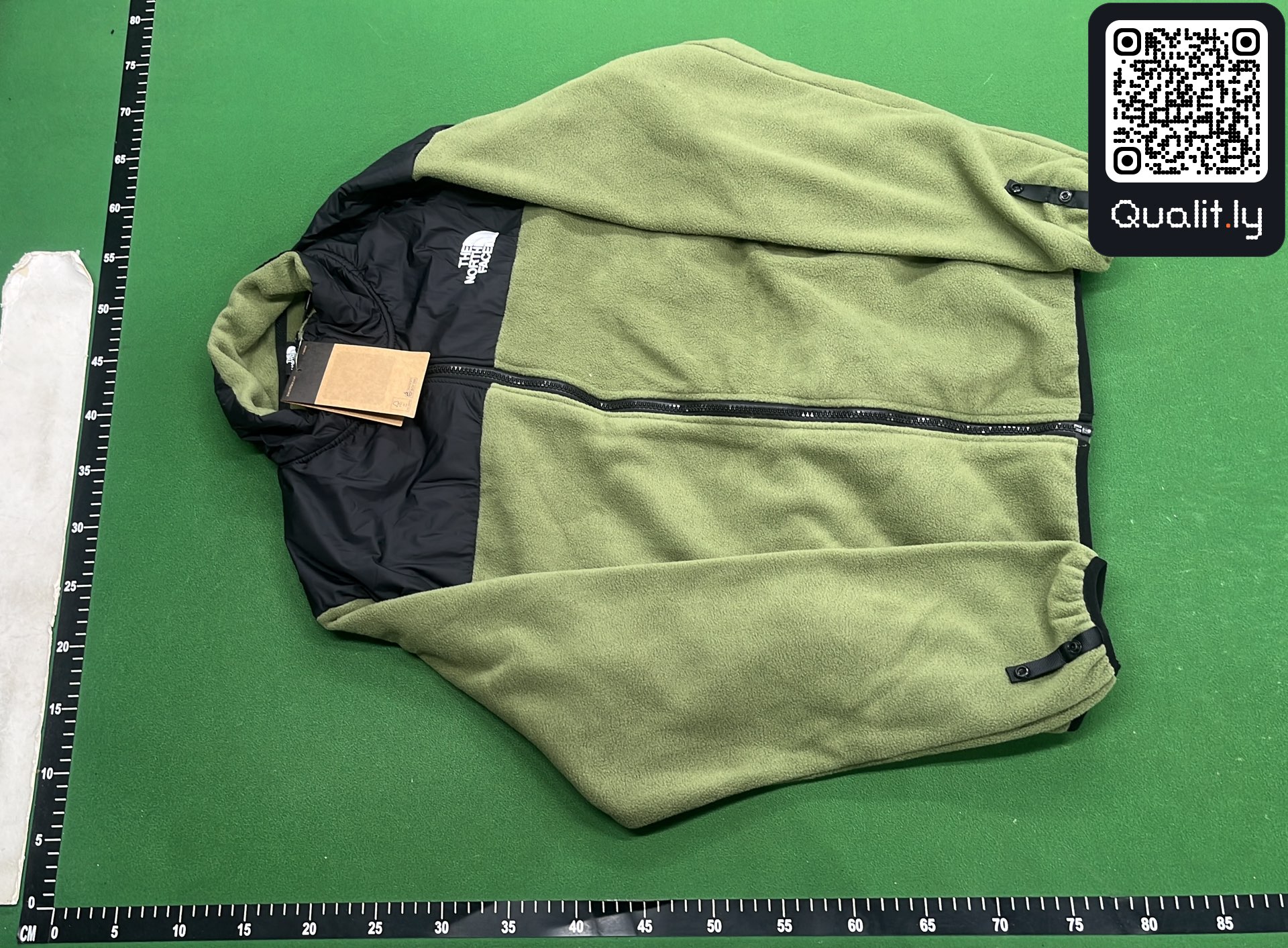 Jacke — QC-Foto 2 von 28