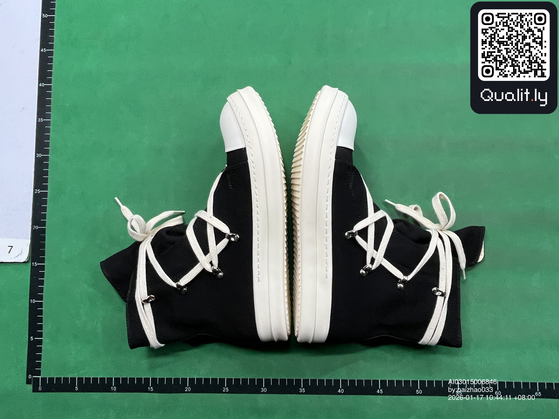 Foto QC 2 de 10