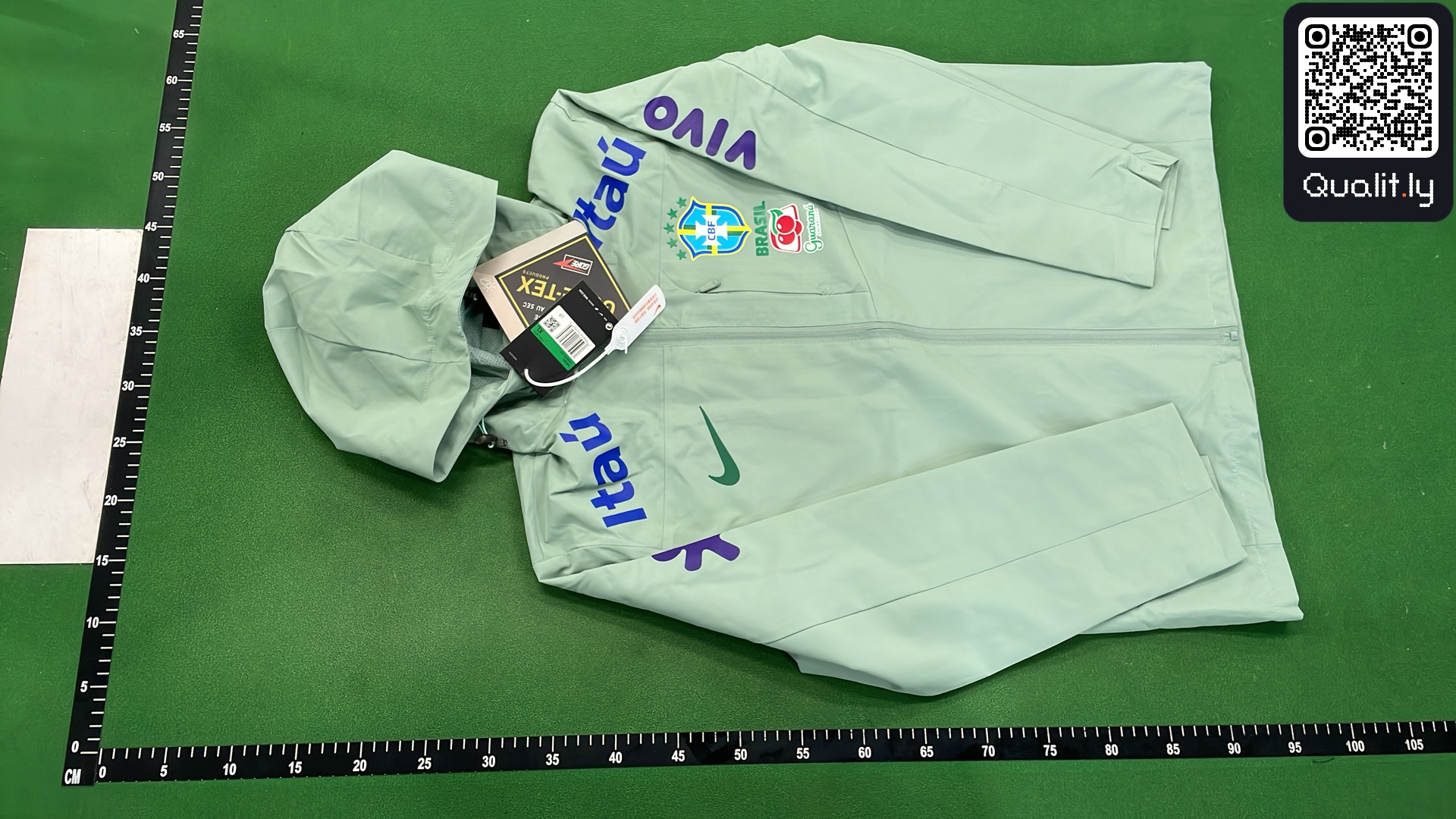 Jacket QC photo 2 of 4
