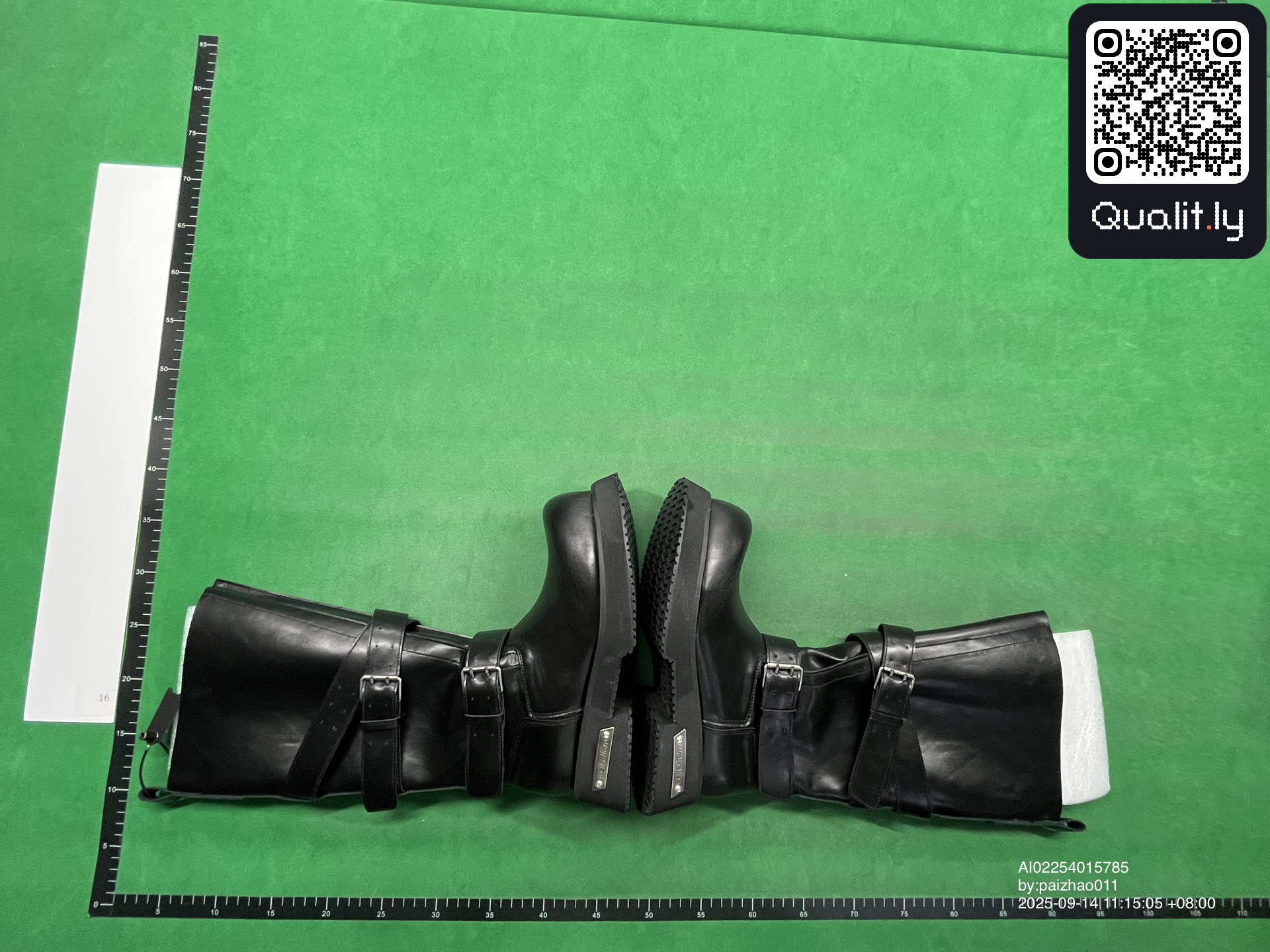 Bottes — photo QC 2 sur 6