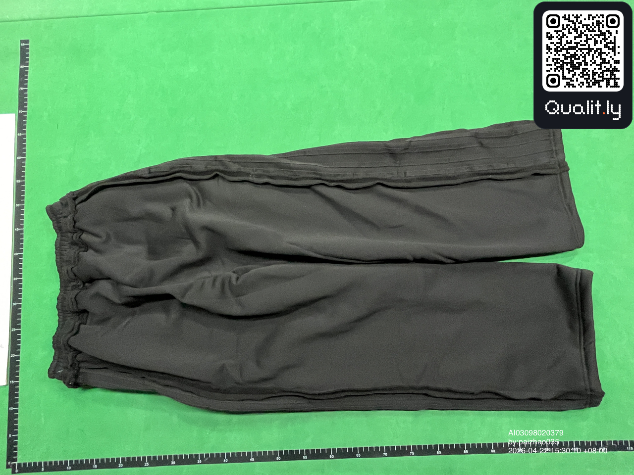 连帽卫衣 QC 照片 2 / 4