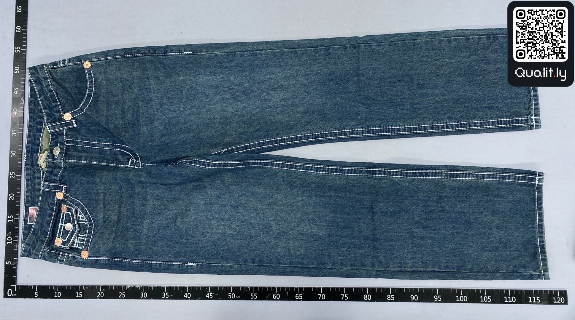 Jeans — foto QC 2 di 48
