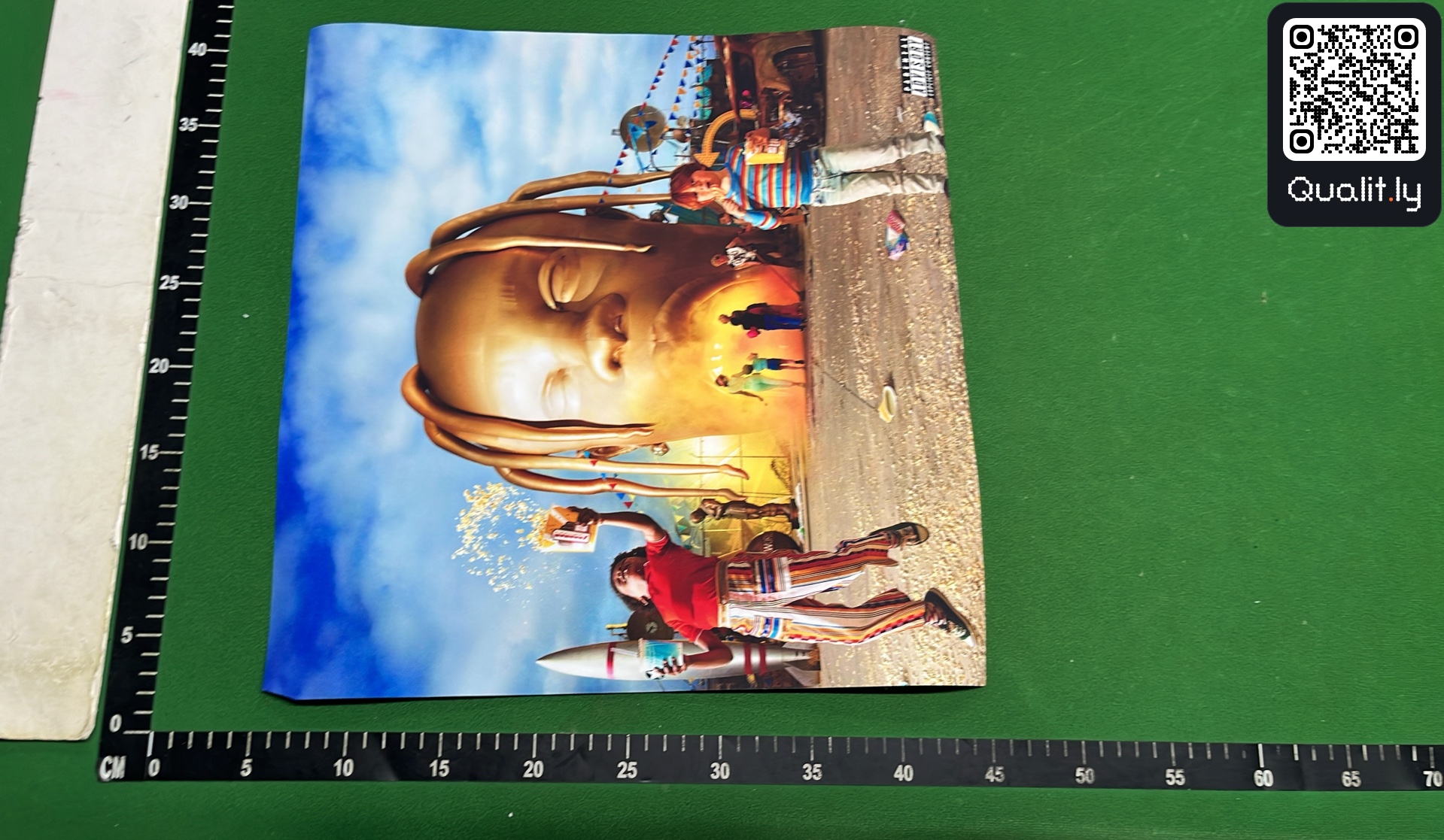 Foto QC 3 de 195