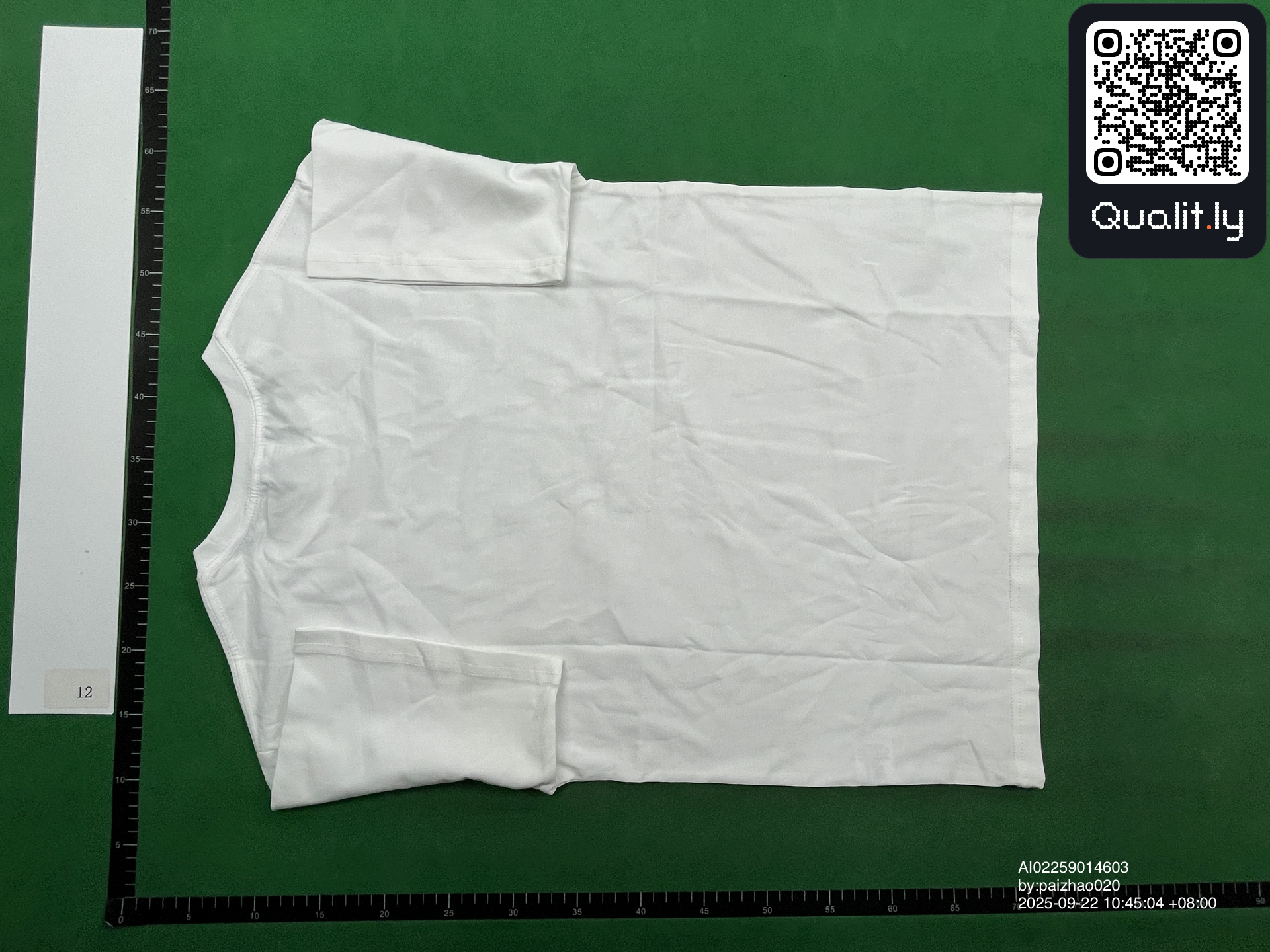 T-shirt — QC-foto 2 van 8