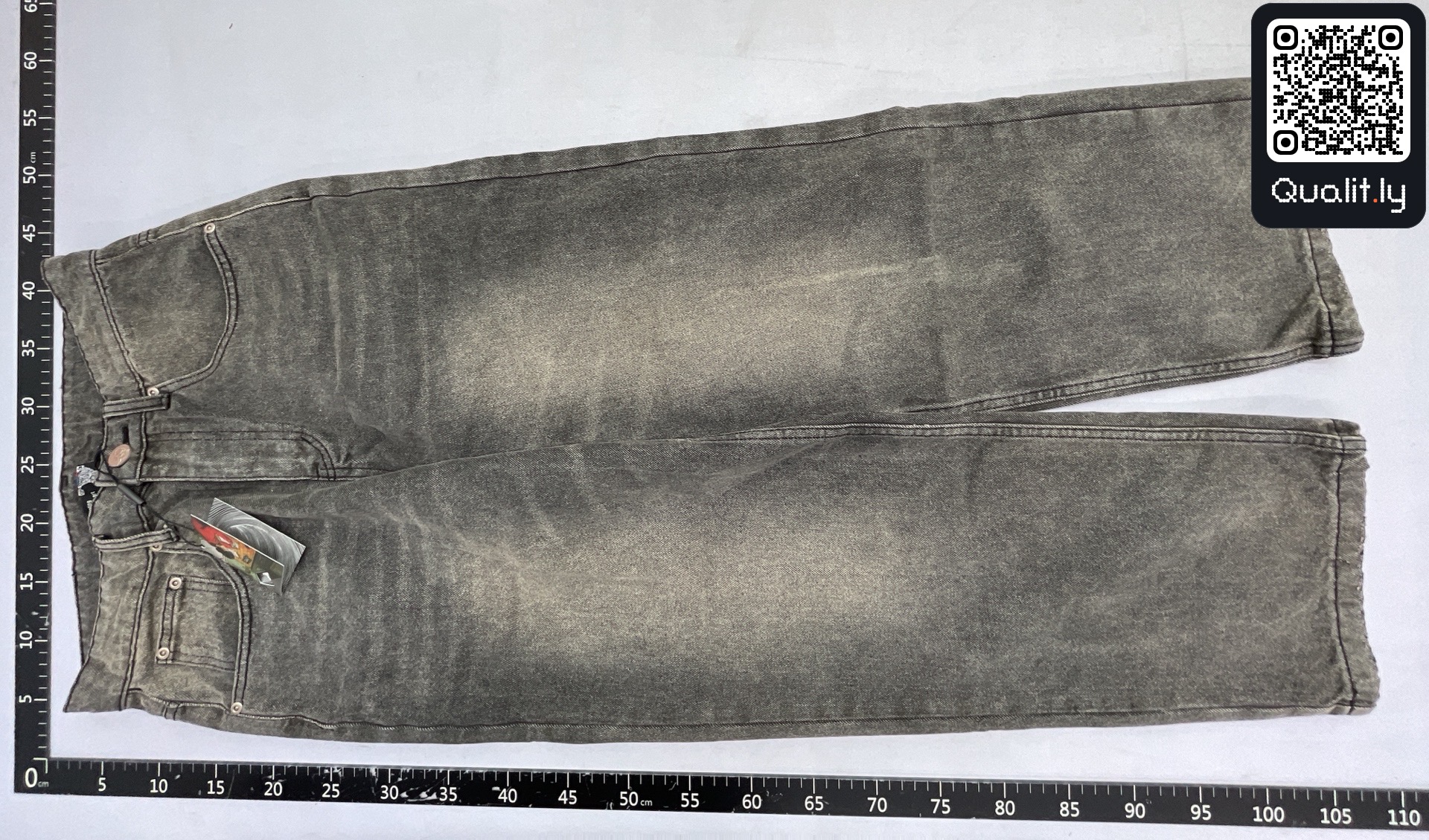 Jeans QC photo 2 of 89