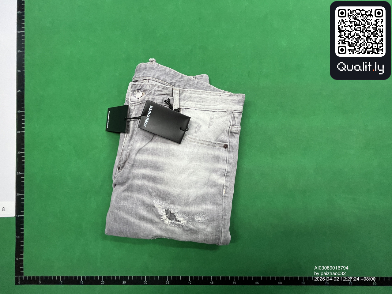 Jeans QC photo 1 of 46