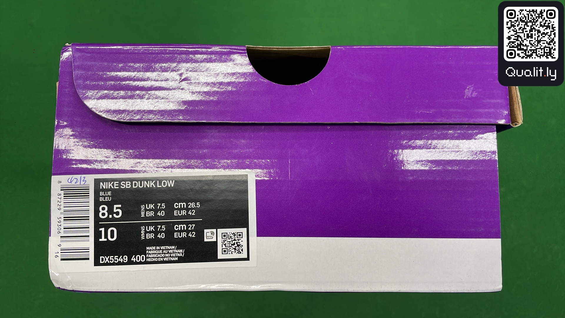 Sneakers QC photo 2 of 42