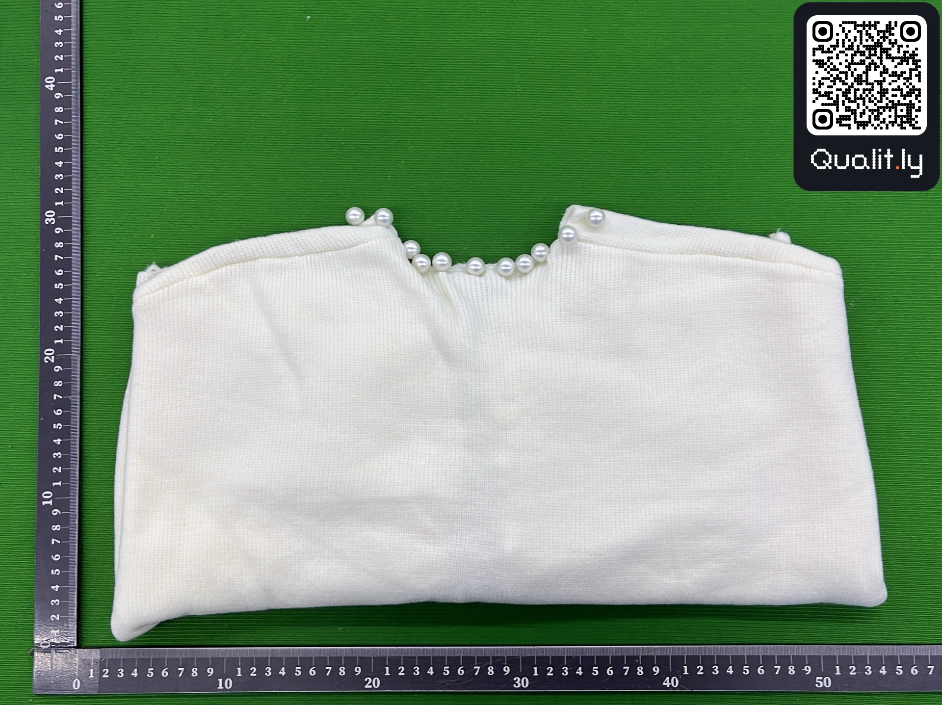 Sweater QC photo 1 of 7