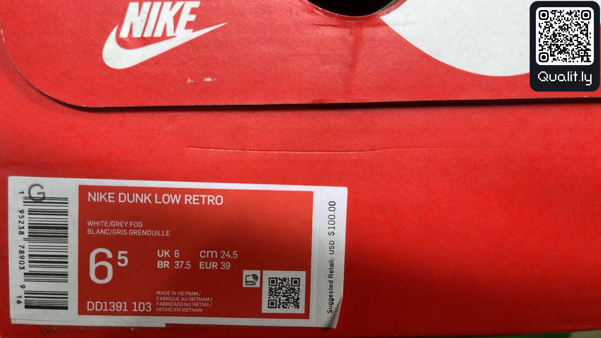 Sneakers QC photo 2 of 203