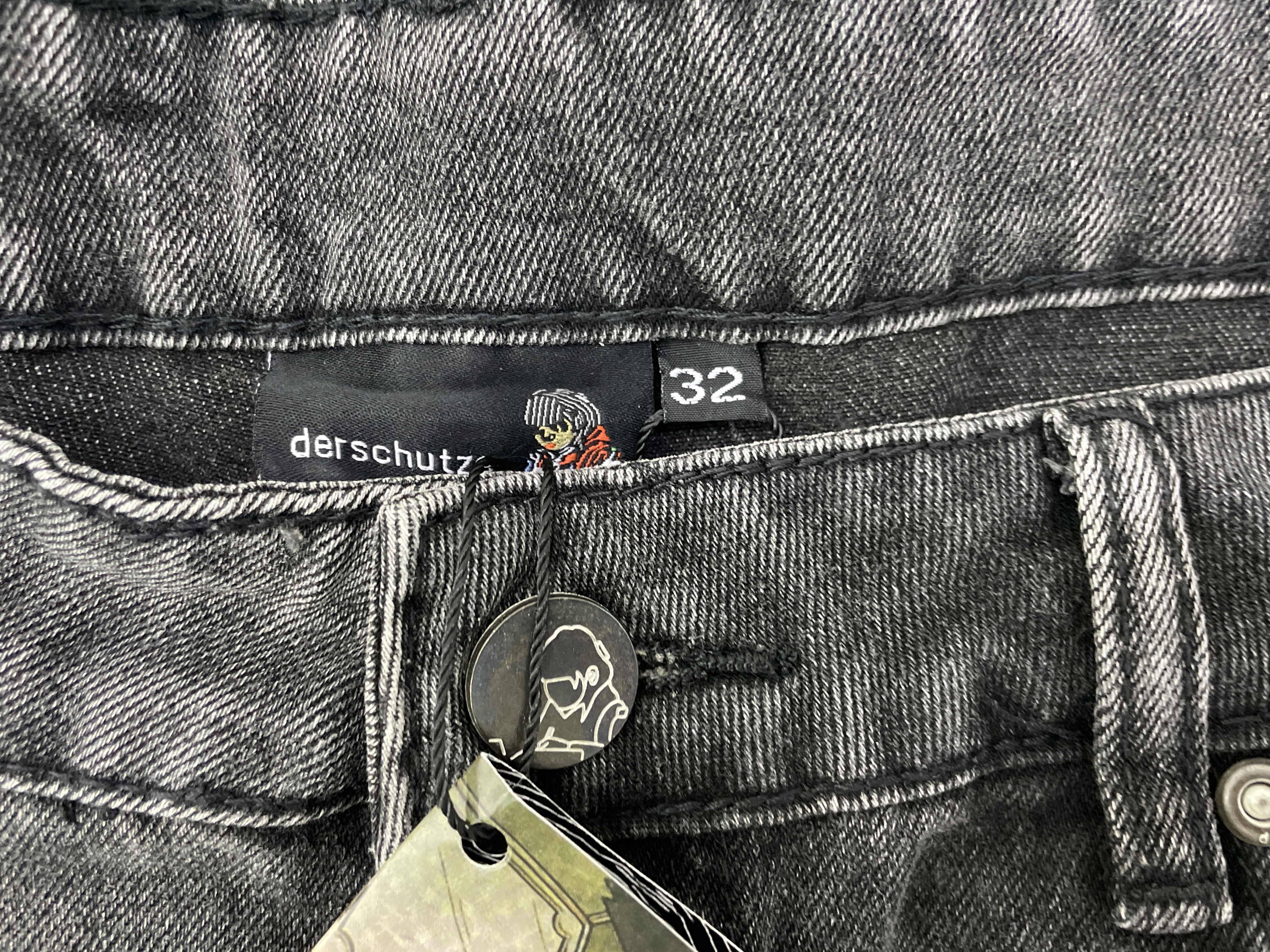 Blugi — fotografie QC 2 din 24