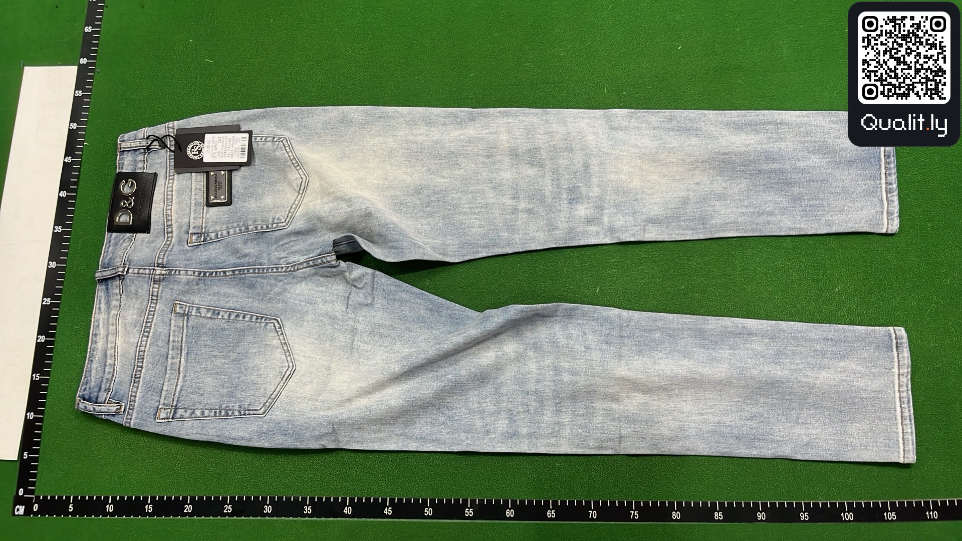Jeansy — zdjęcie QC 3 z 8