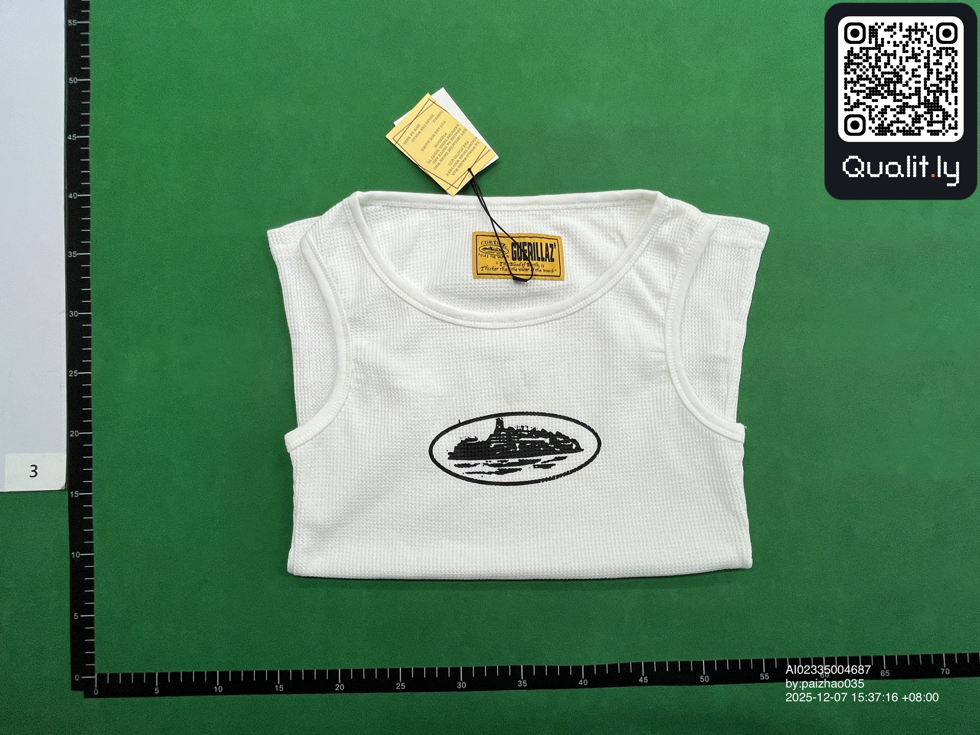 Jacket QC photo 2 of 10